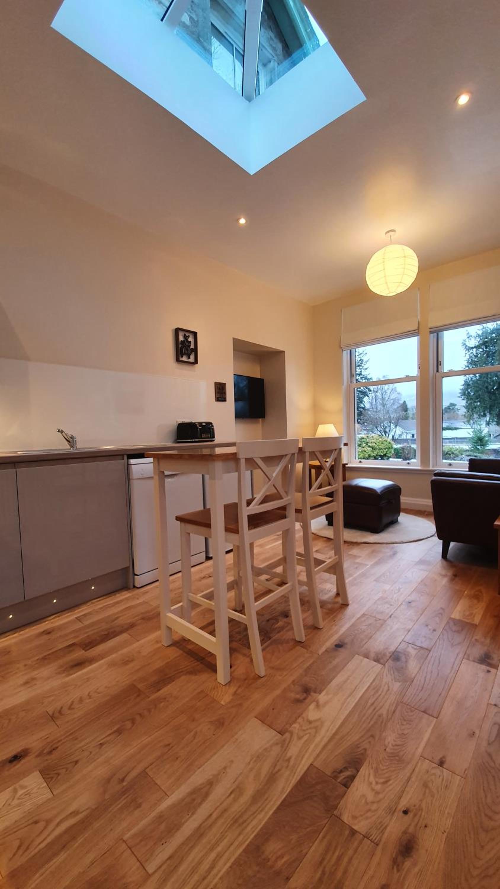 Willows Apartment view 3