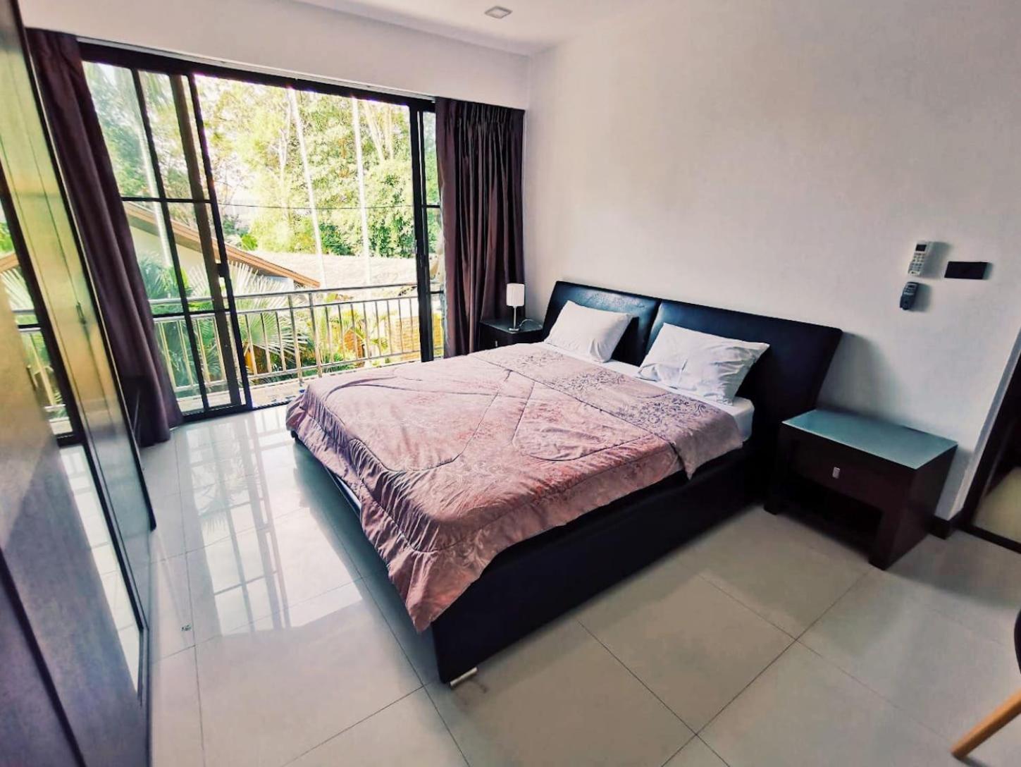 4poolvillas