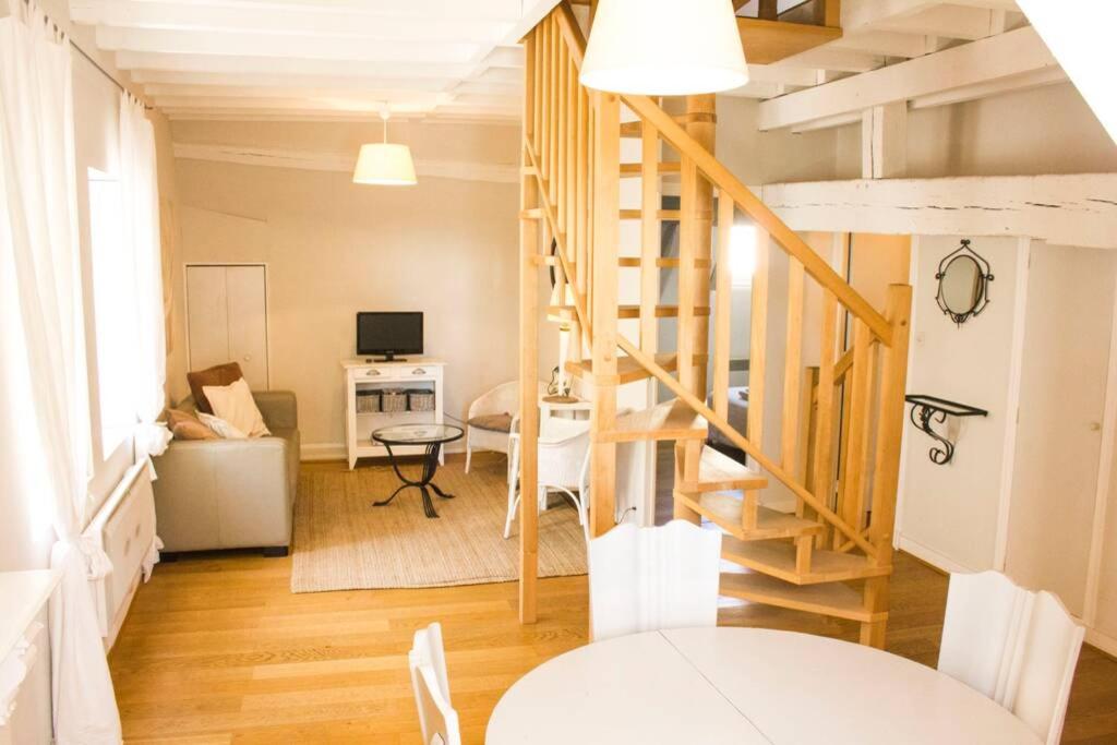 Blois Vacations - Duplex 4/5 personnes centre historique Blois - Property Image 1