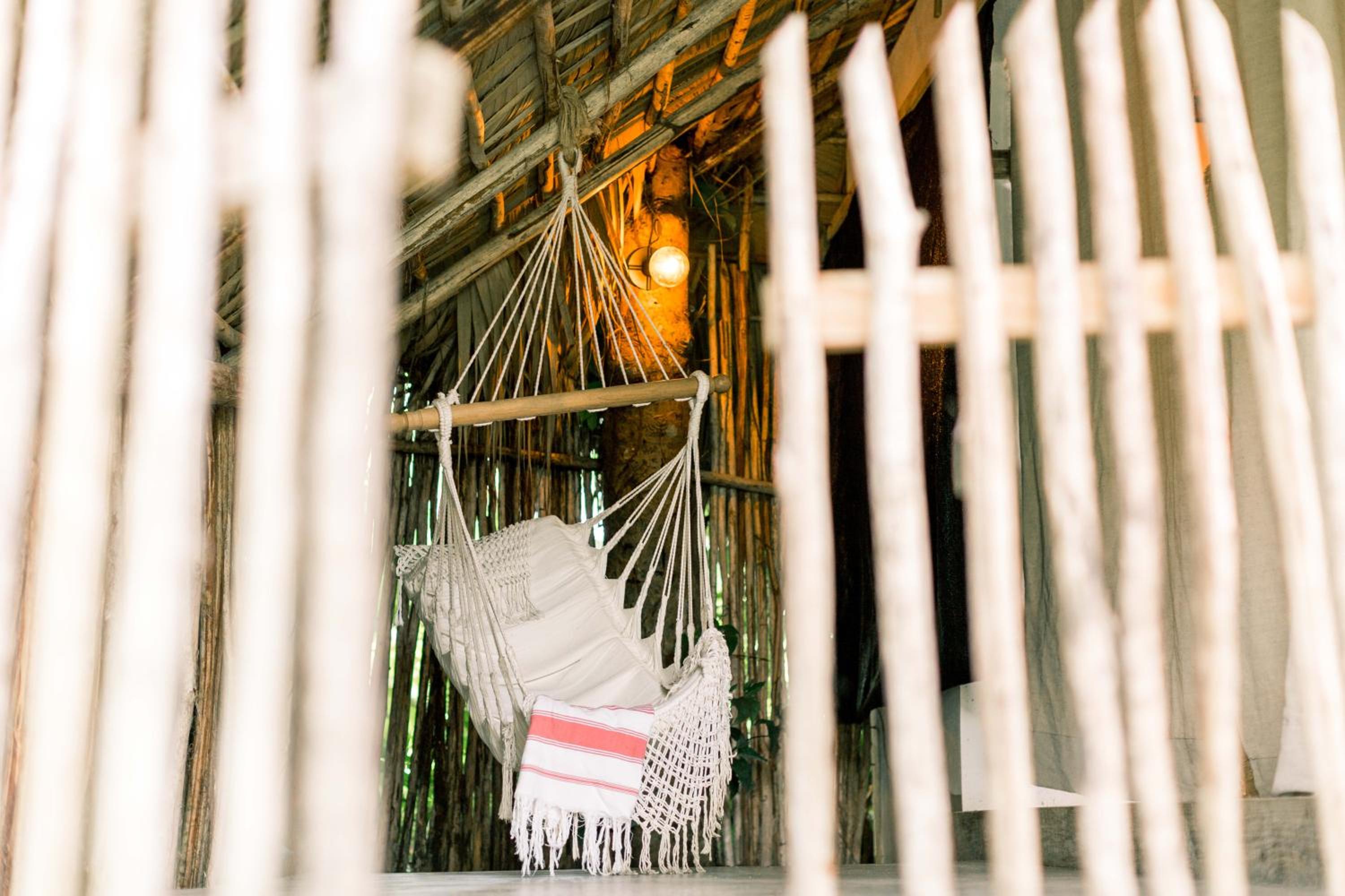 Ganesh Hostel & Shivas Bungalows