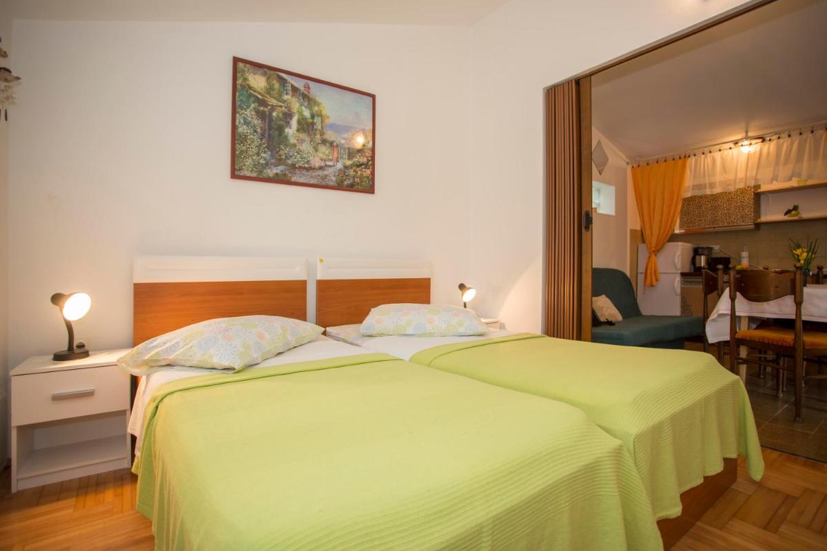 Apartments Rina view 2
