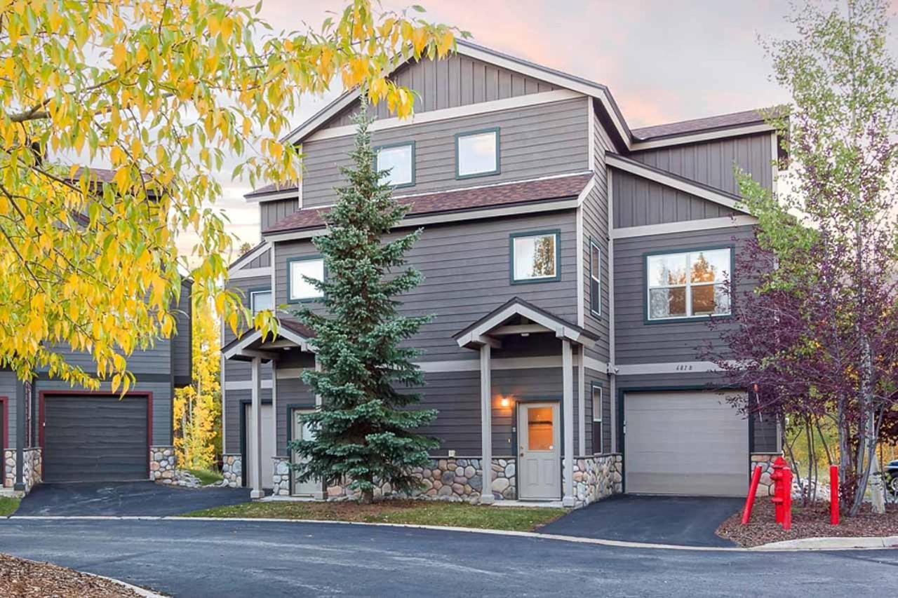 Crossroads Snowshoe Townhome: Great Views, On Rec Path