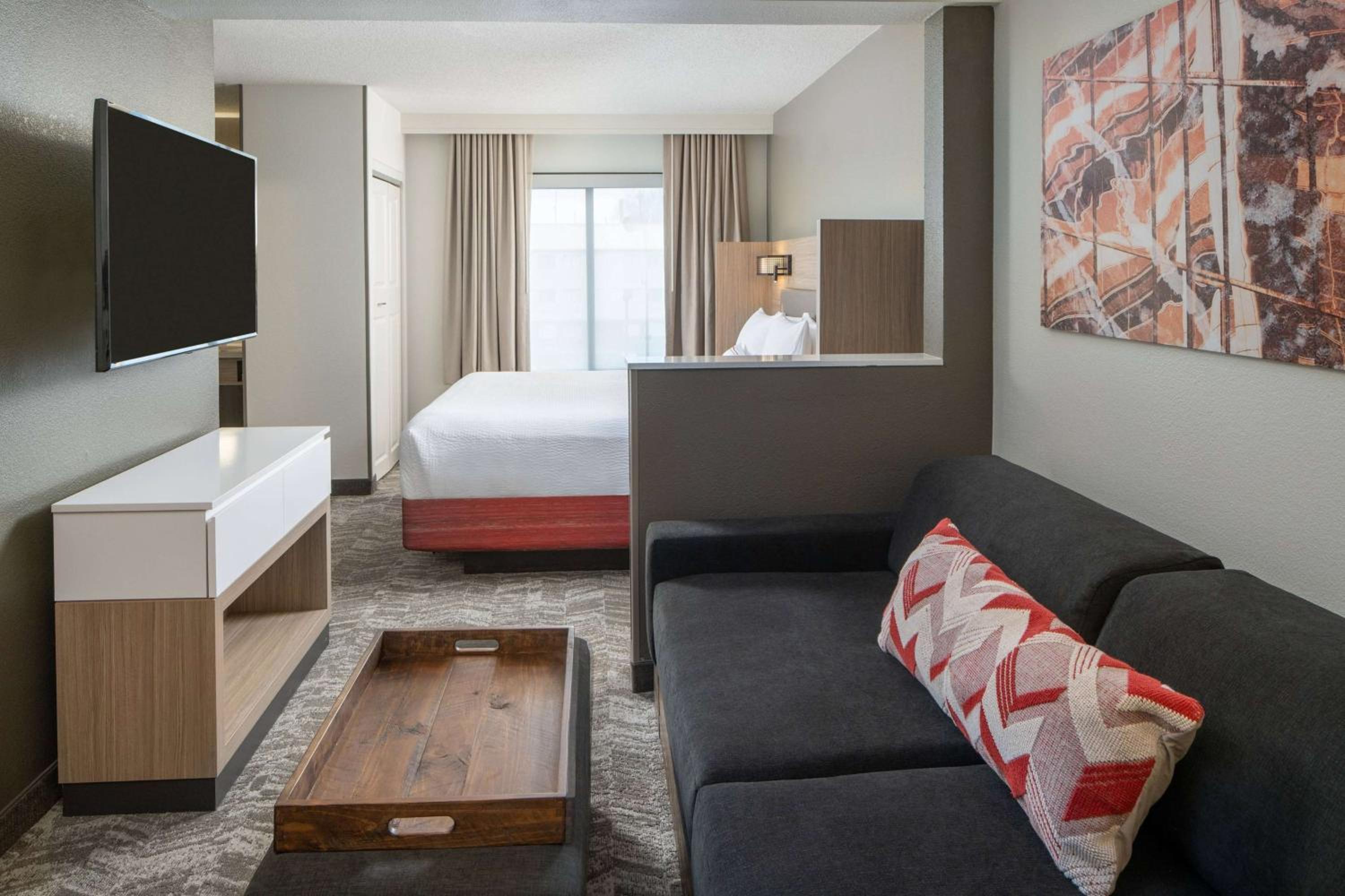 Sonesta Select Nashville Airport Suites - Property Image 21