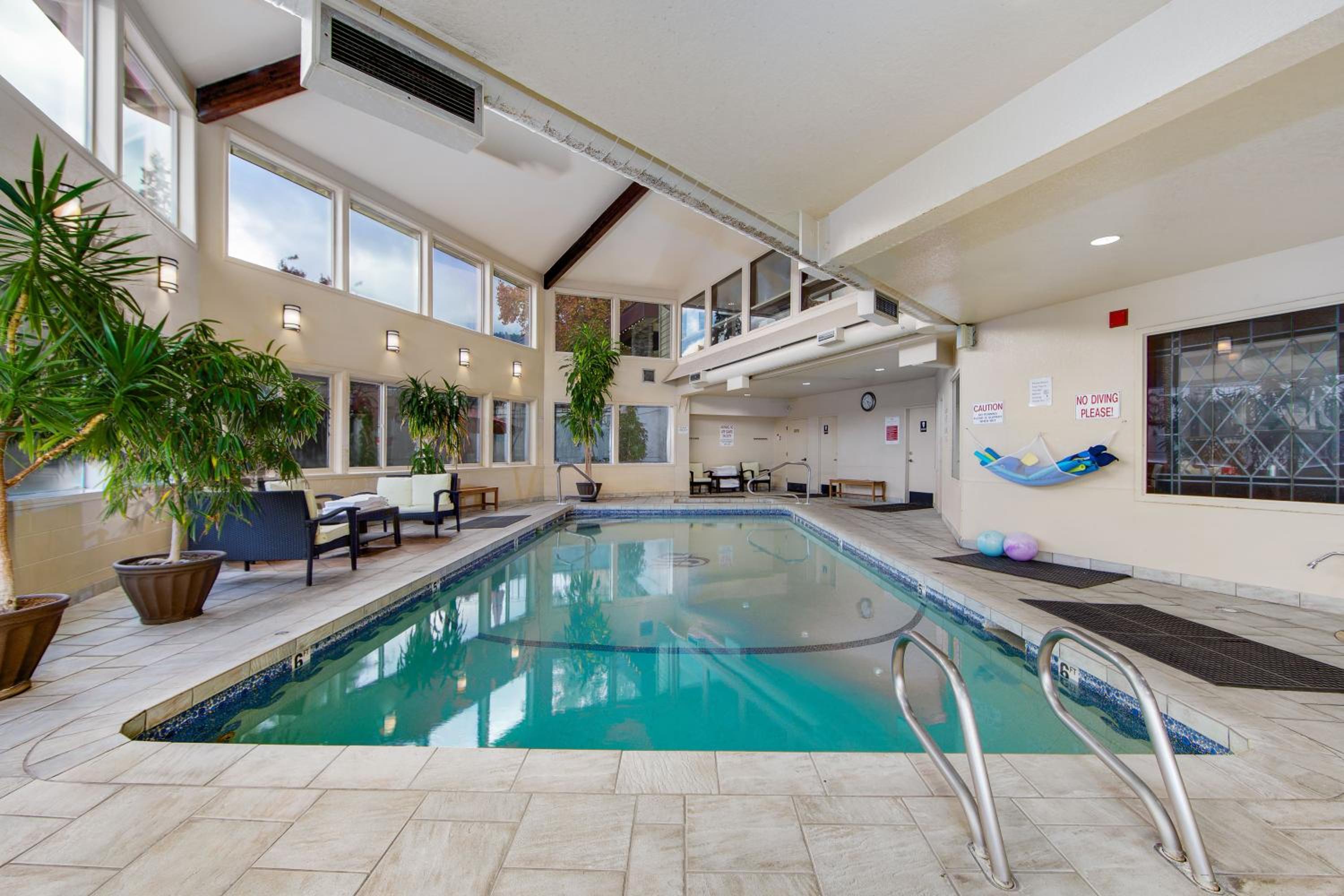 Ashland Vacations - Stratford Inn - Property Image 14