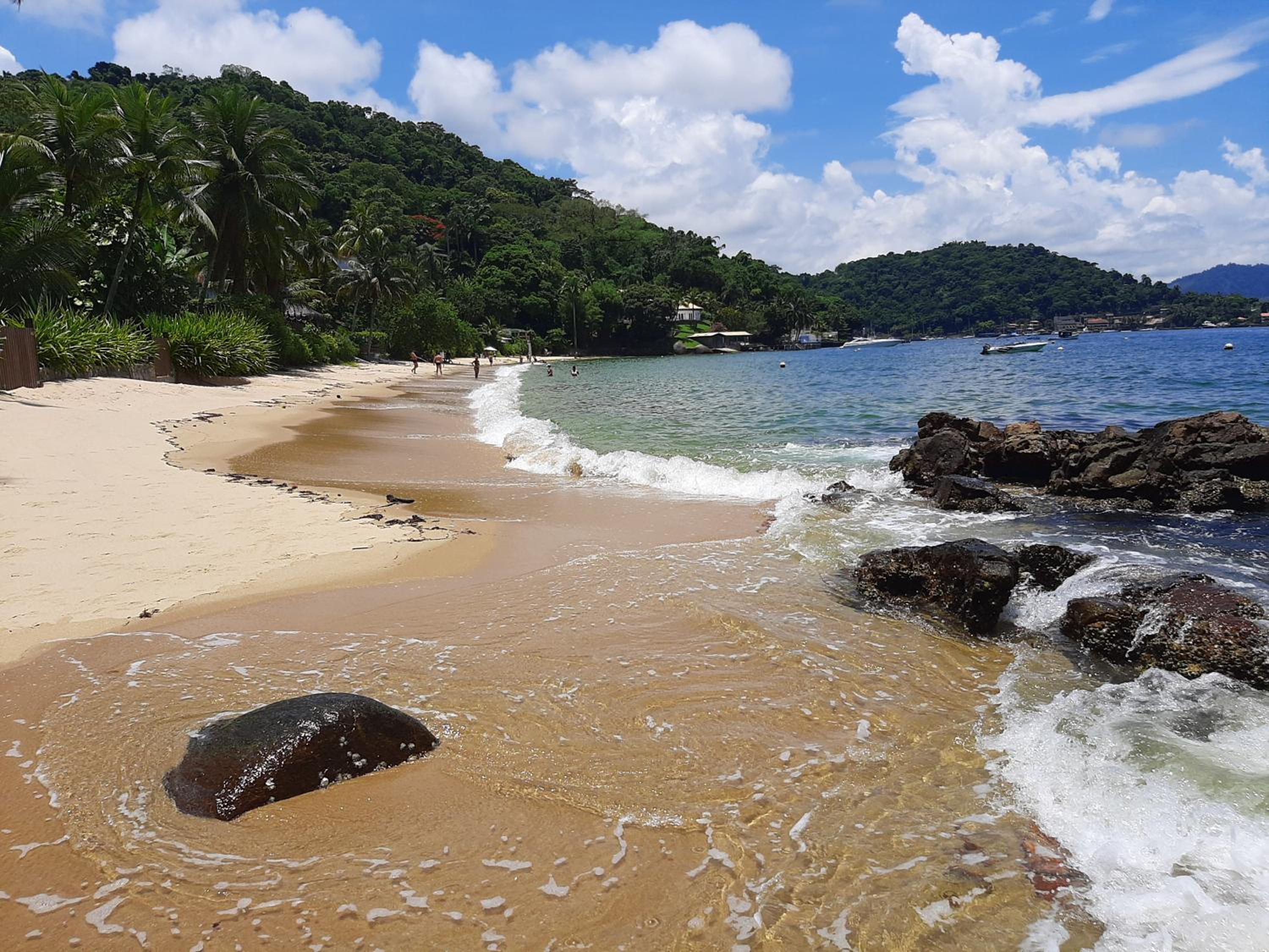 CASA MARAVILHOSA à BEIRA MAR EM ANGRA DOS REIS