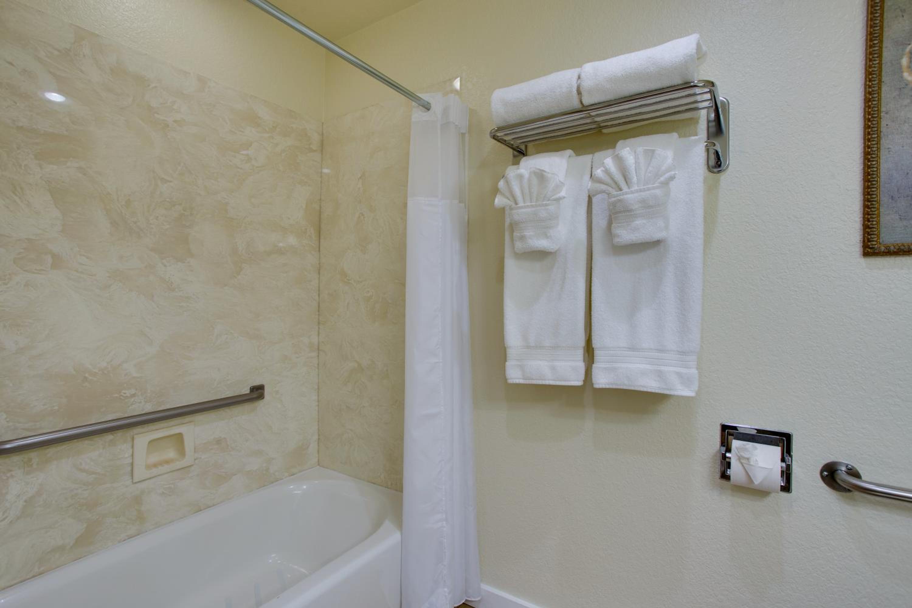 Ashland Vacations - Stratford Inn - Property Image 86