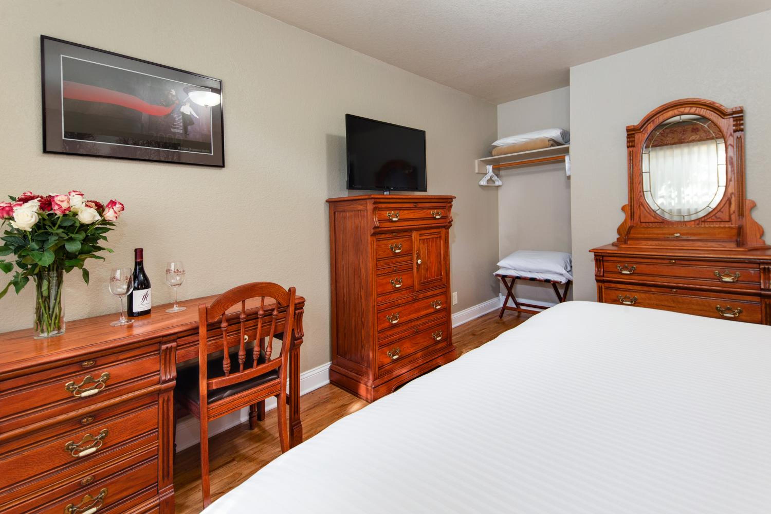 Ashland Vacations - Stratford Inn - Property Image 77