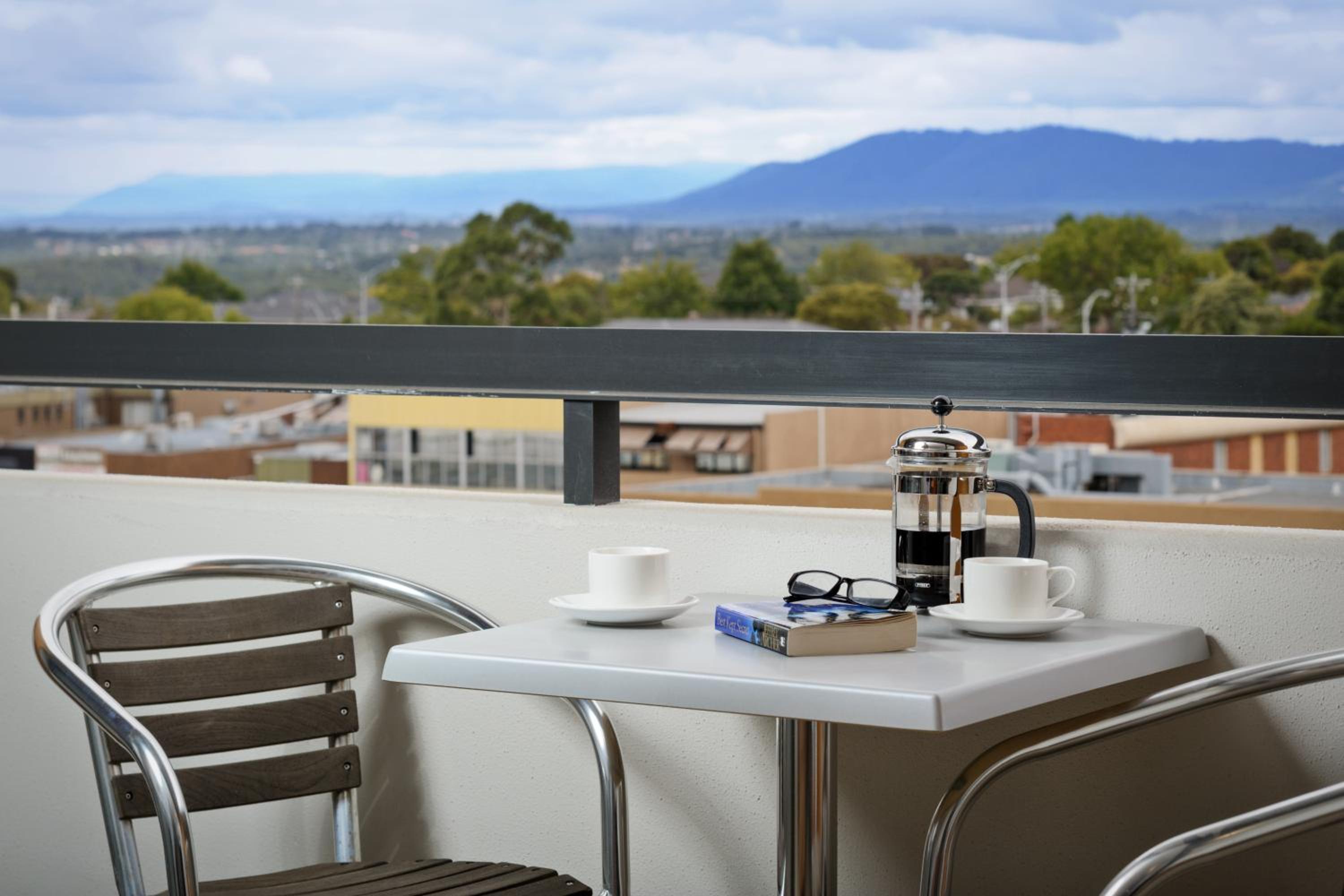 Park Avenue - IKON Glen Waverley