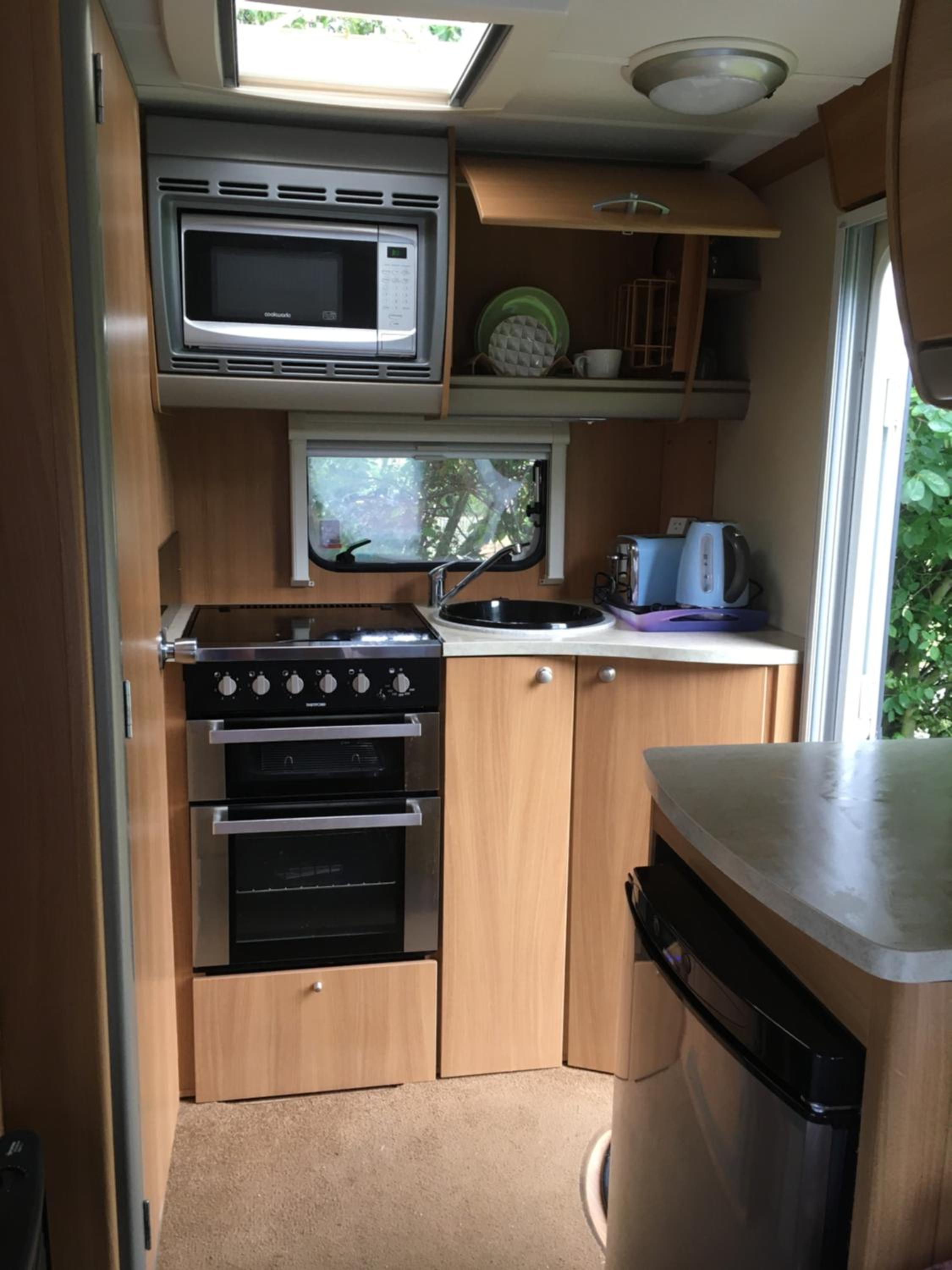 Thomas's Catlins Lodge and Camp Ground view 5
