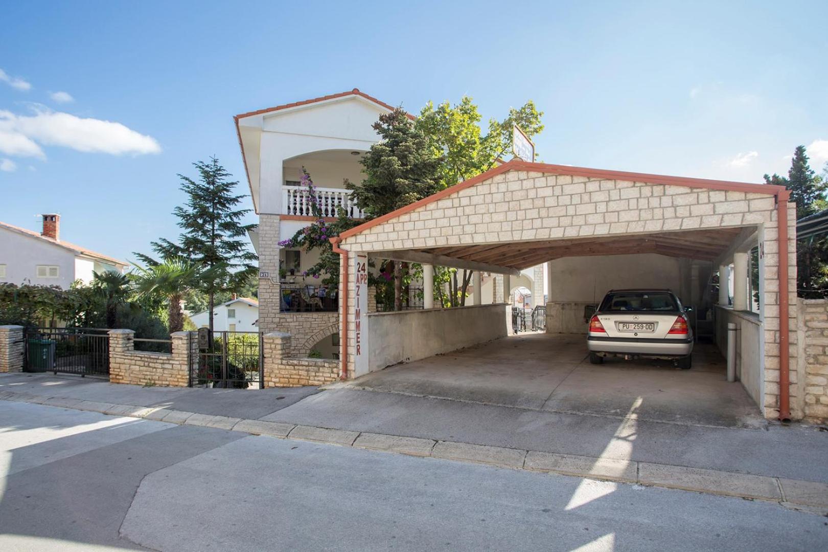 Apartments Jaksa view 4