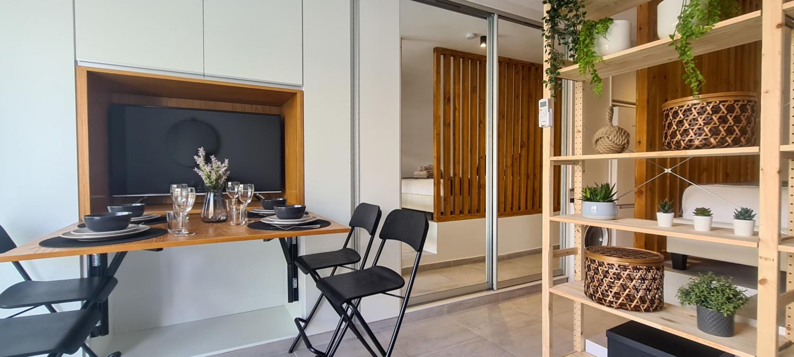 Phaedrus Living Seaside Luxury Flat Athina 123