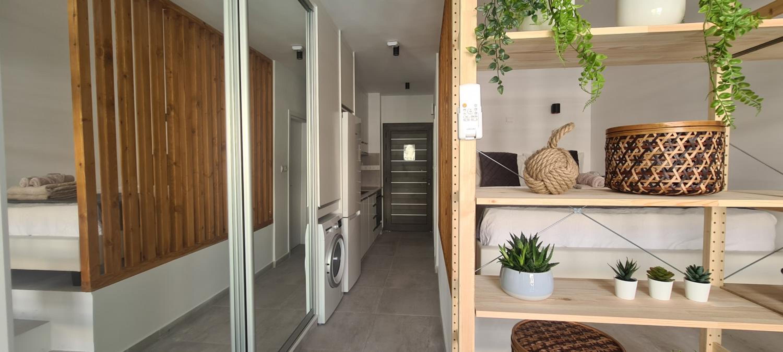Phaedrus Living Seaside Luxury Flat Athina 123
