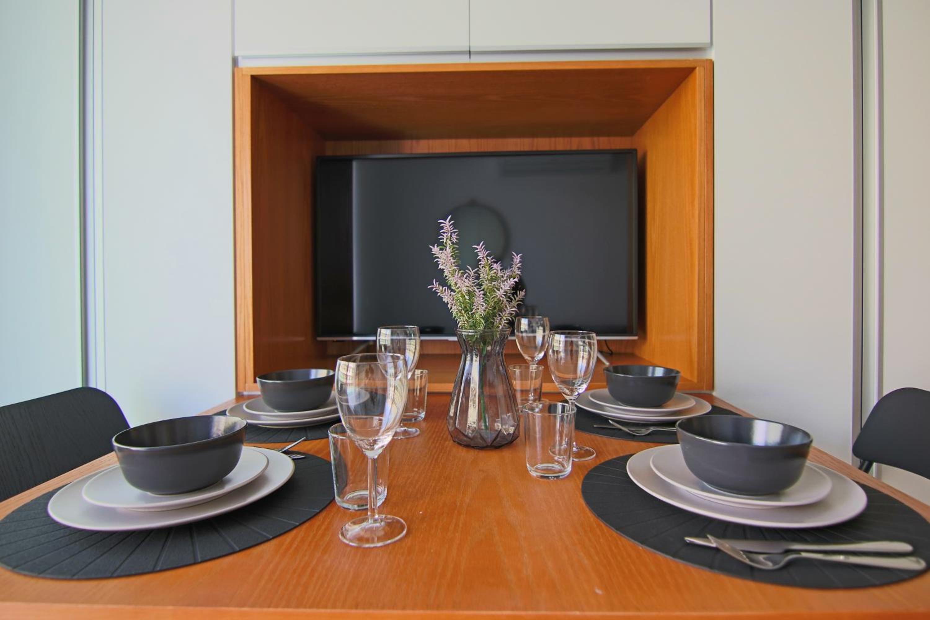 Phaedrus Living Seaside Luxury Flat Athina 123