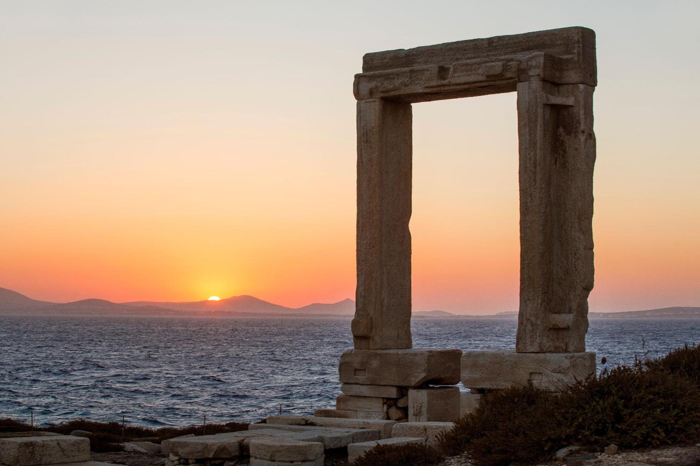 Arco Naxos Luxury Apartments — photo 60