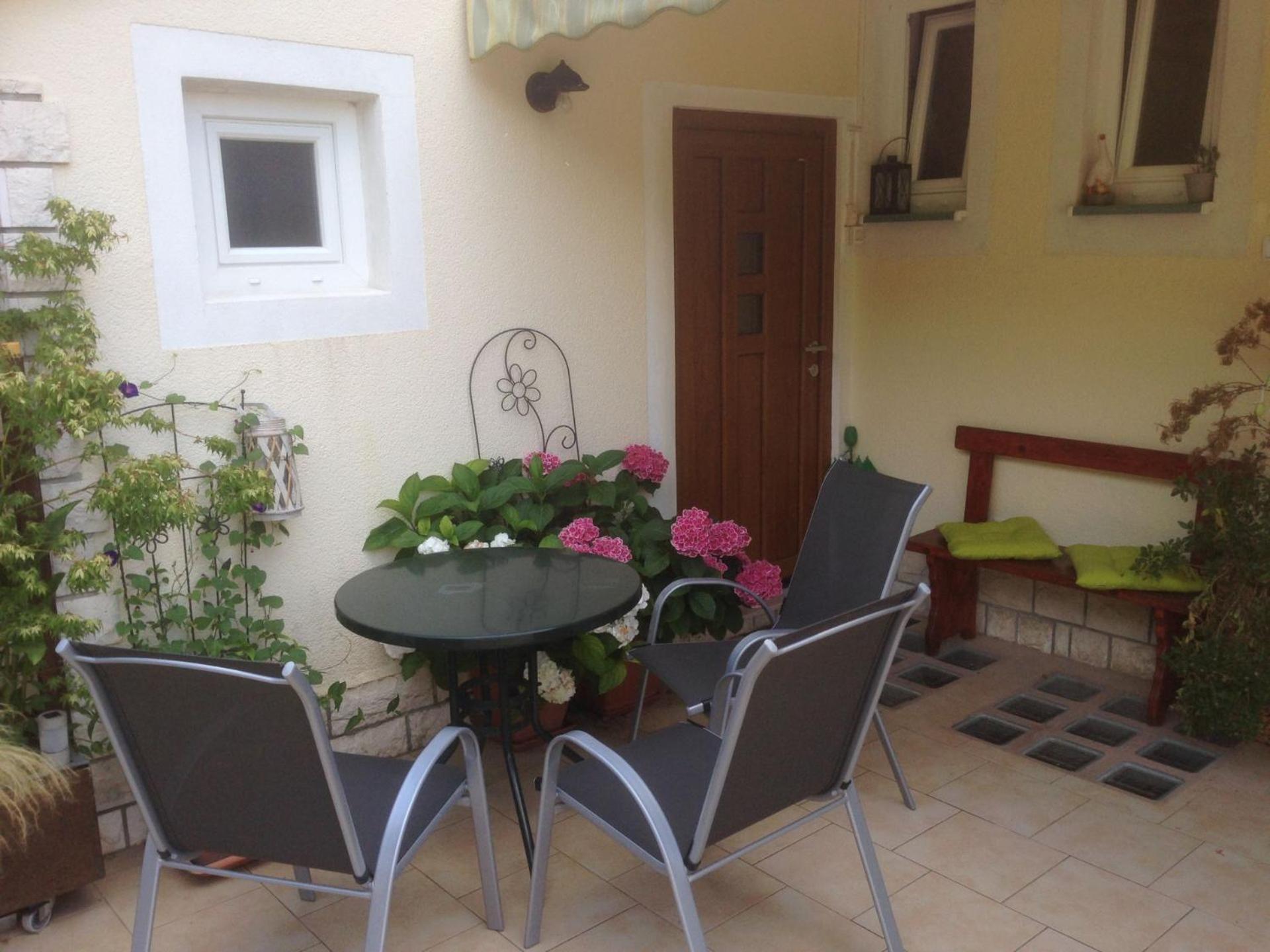 Apartments and Rooms Knez view 4