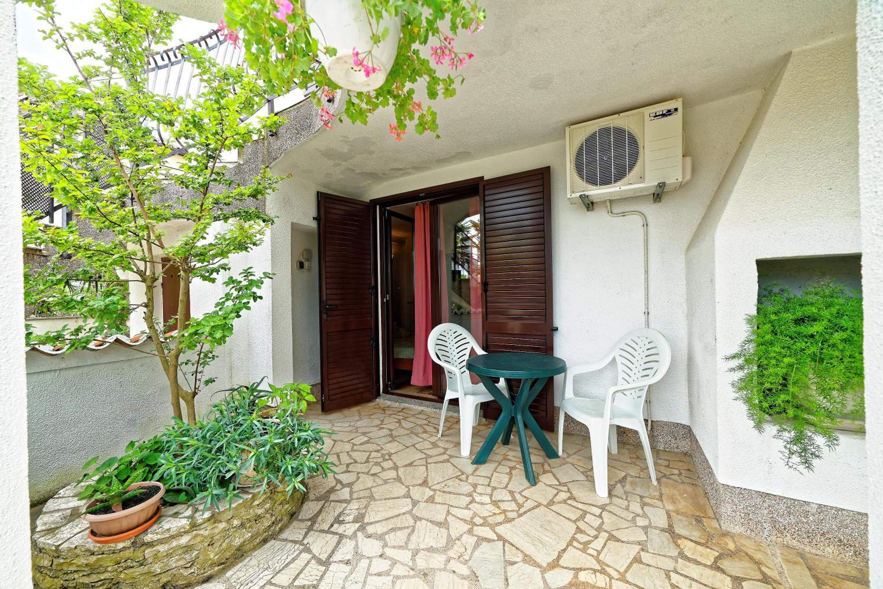 Guest House Jolanda view 2