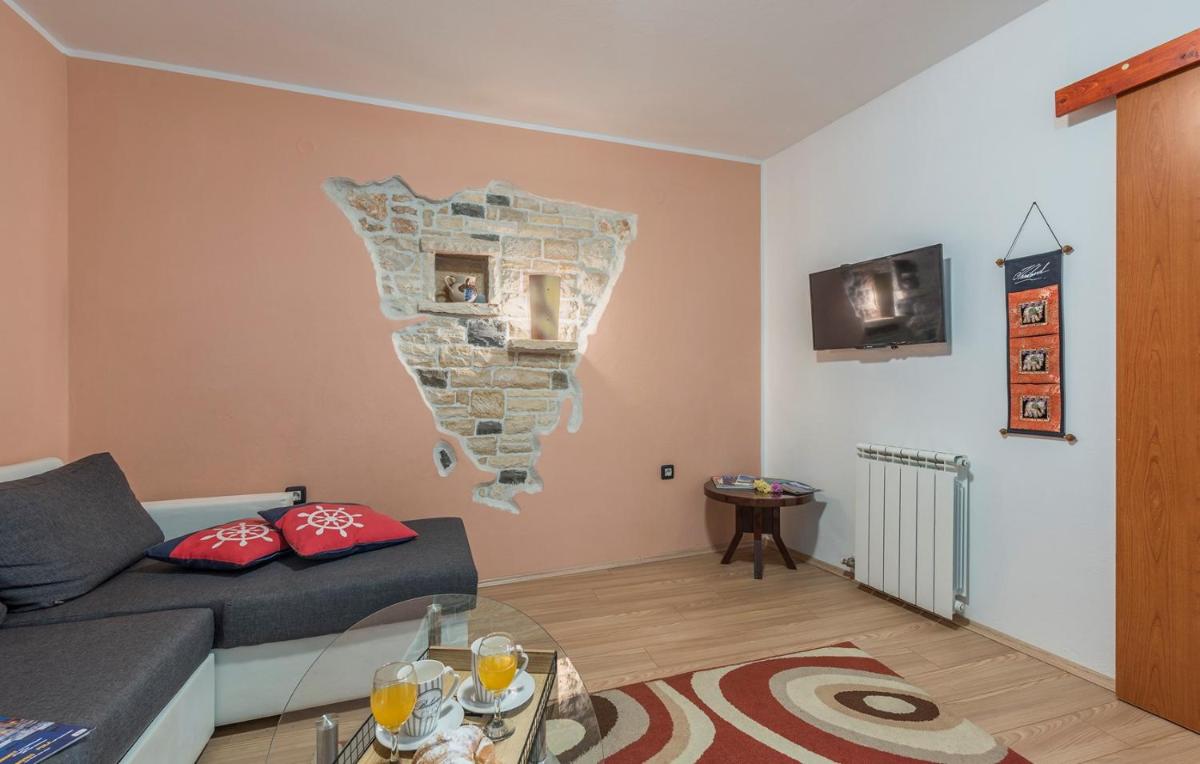 Apartments Ana Vodnjan view 3