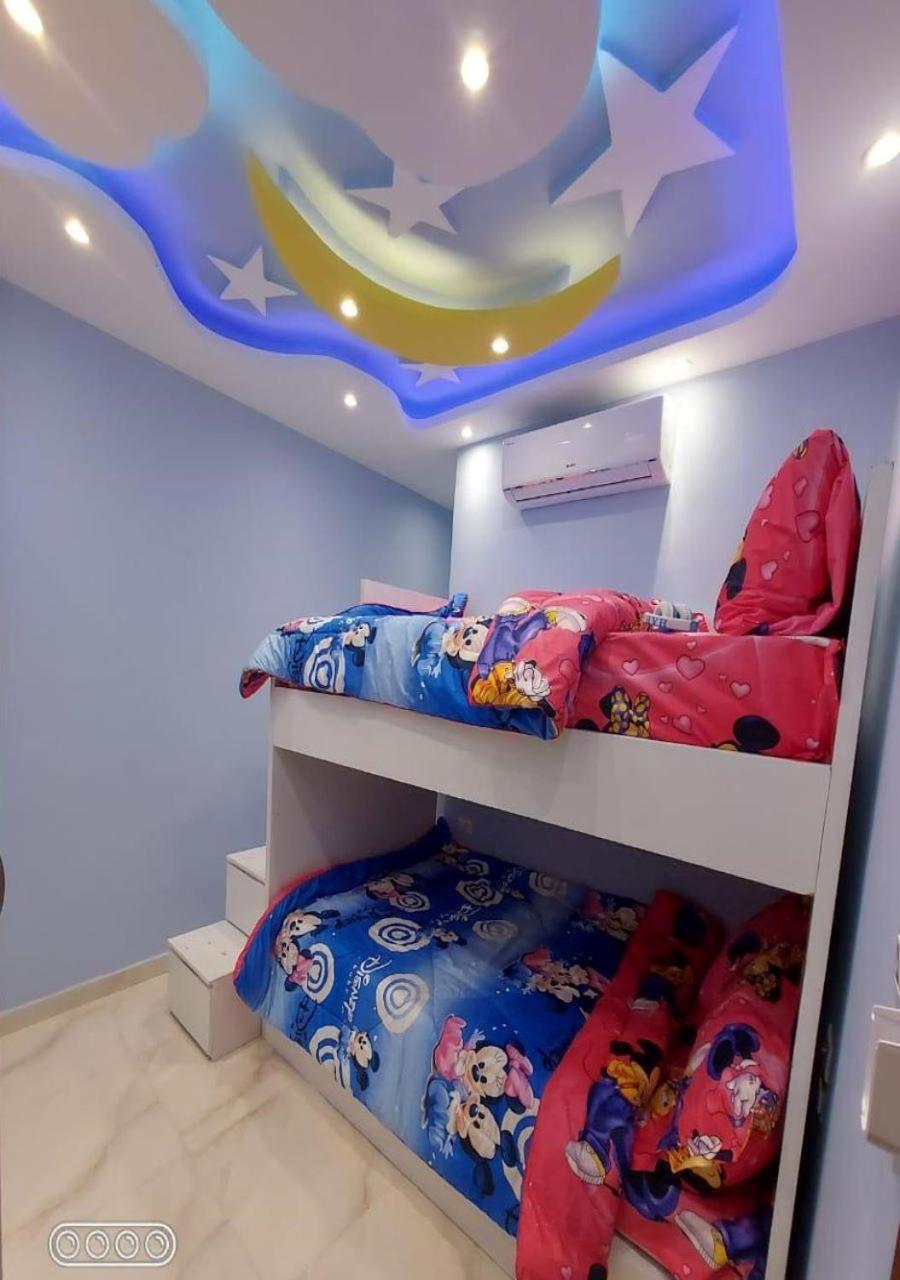 Rony's Ocean View Family Apartment