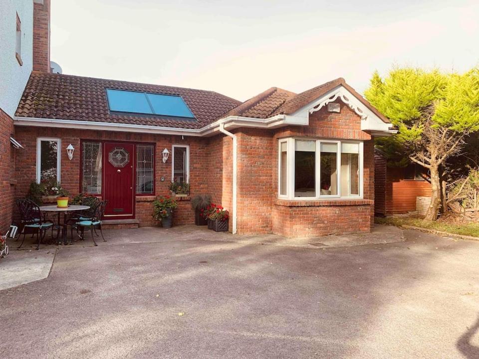 Arden Bungalow - Property Image 28