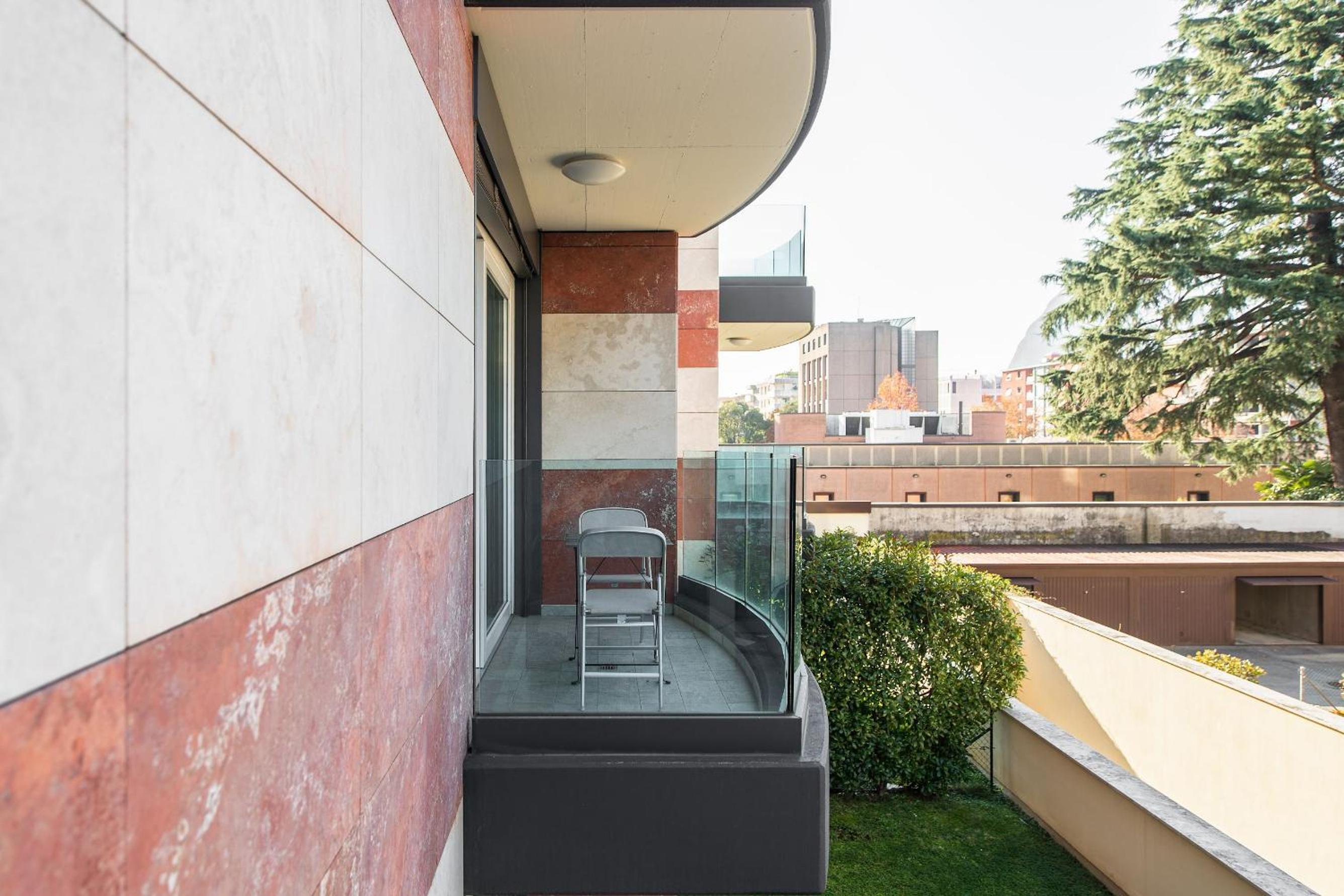 Roggia Apartments by Quokka 360 - a stone's throw from Ciani Park