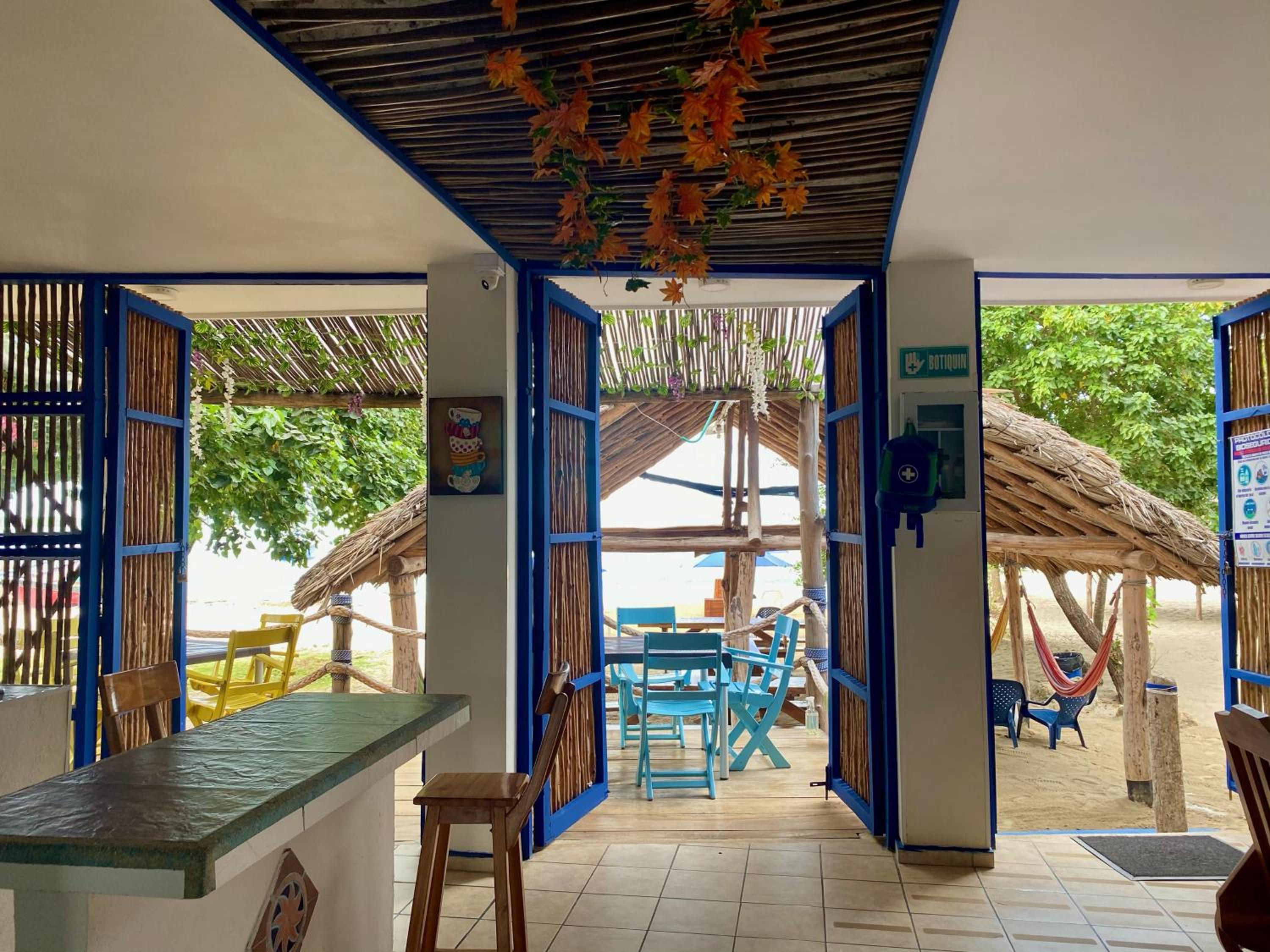 Hostel Beach House
