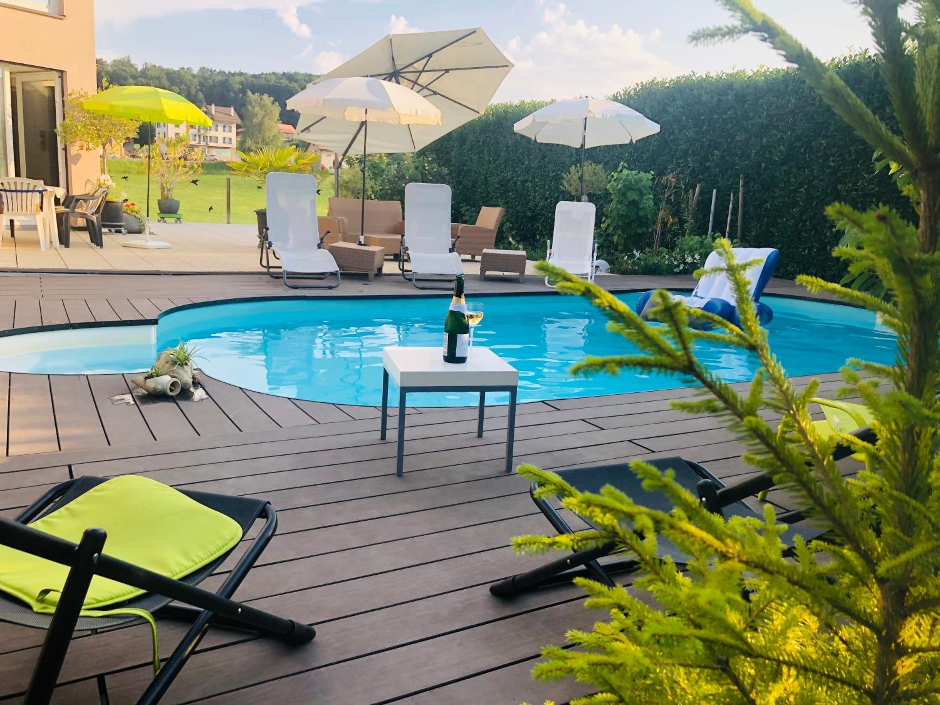 Cozy 2.5 Apartment with Swimmingpool