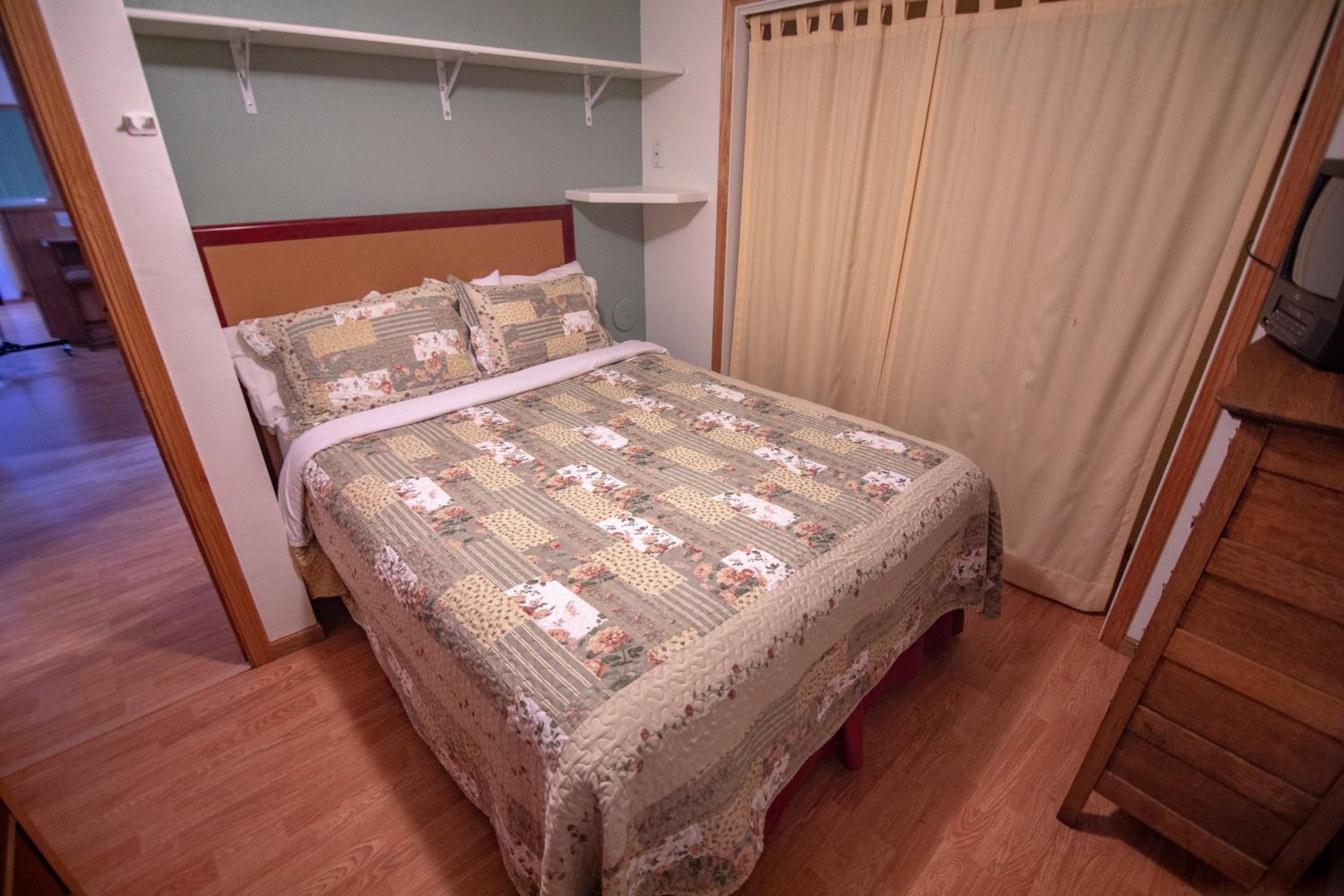 Coachlite Inn