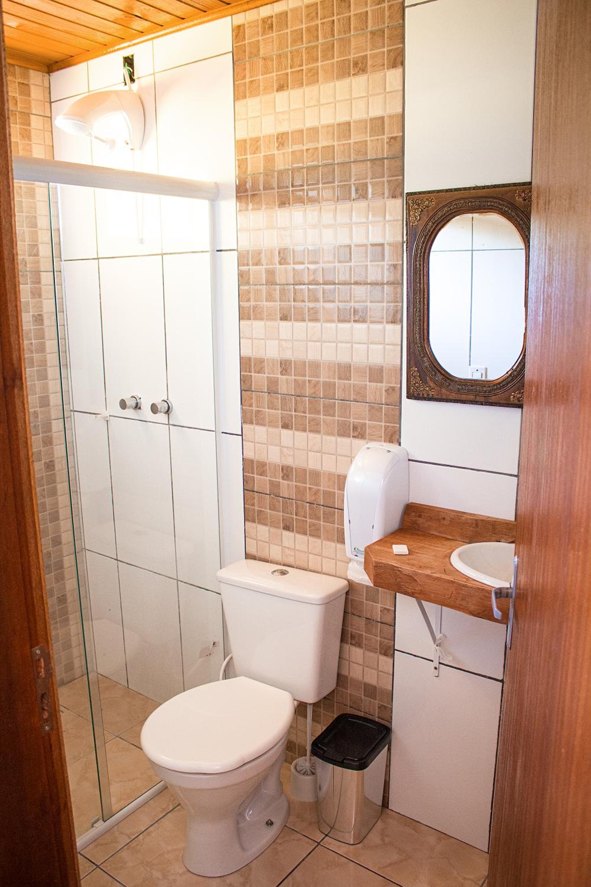 Pousada Rural Pavão - Suites e Chalés