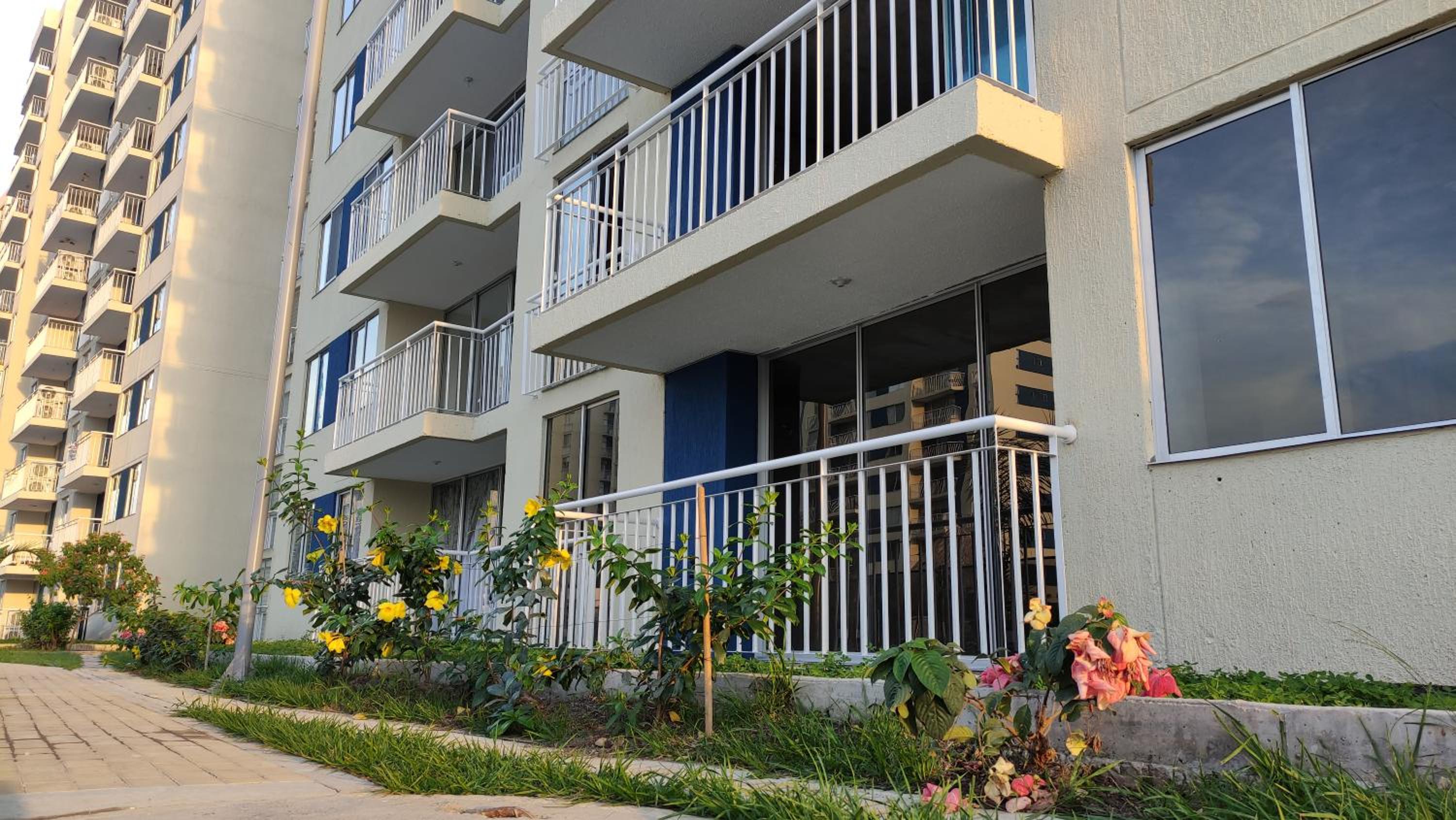 Hotel Apartamento Vacacional En Ricaurte - Puerto Azul