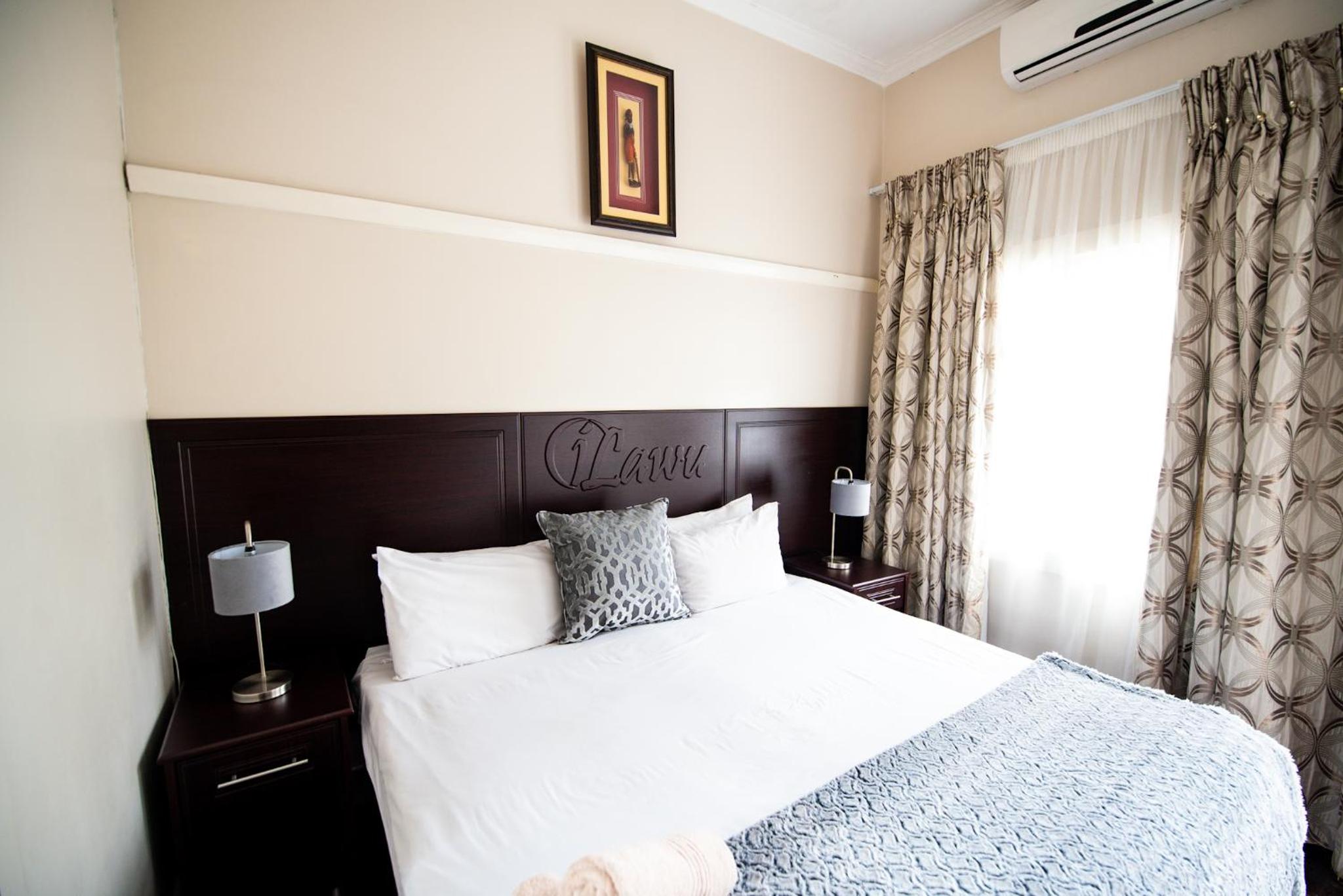 New England Guest House by Ilawu