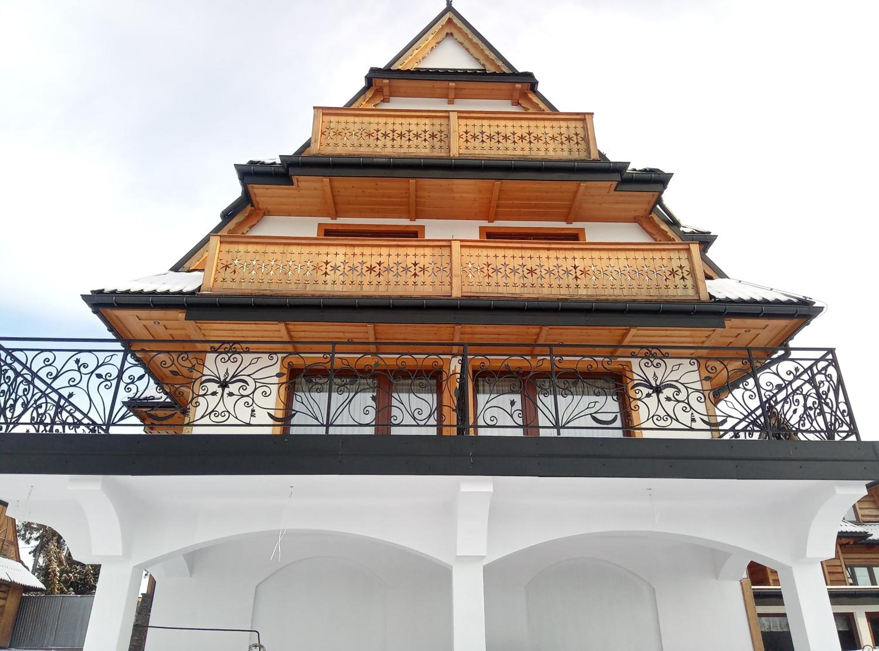 Photo 6