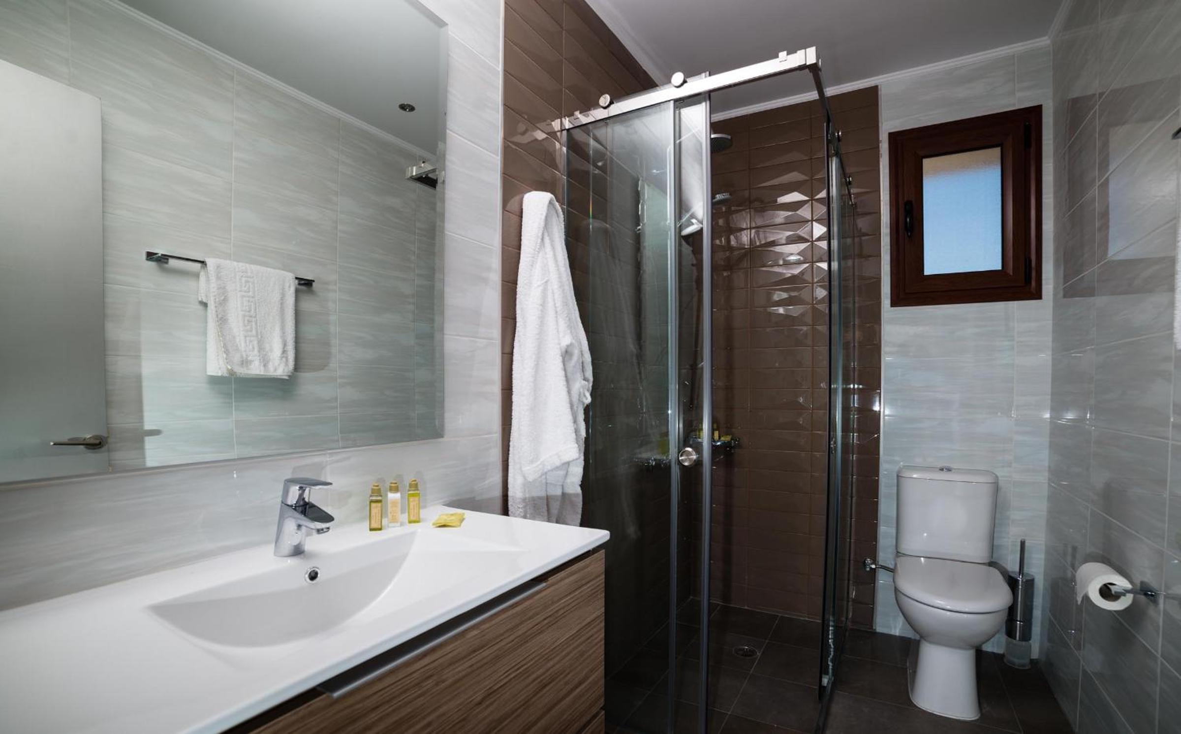 Armonia Seaside Villas