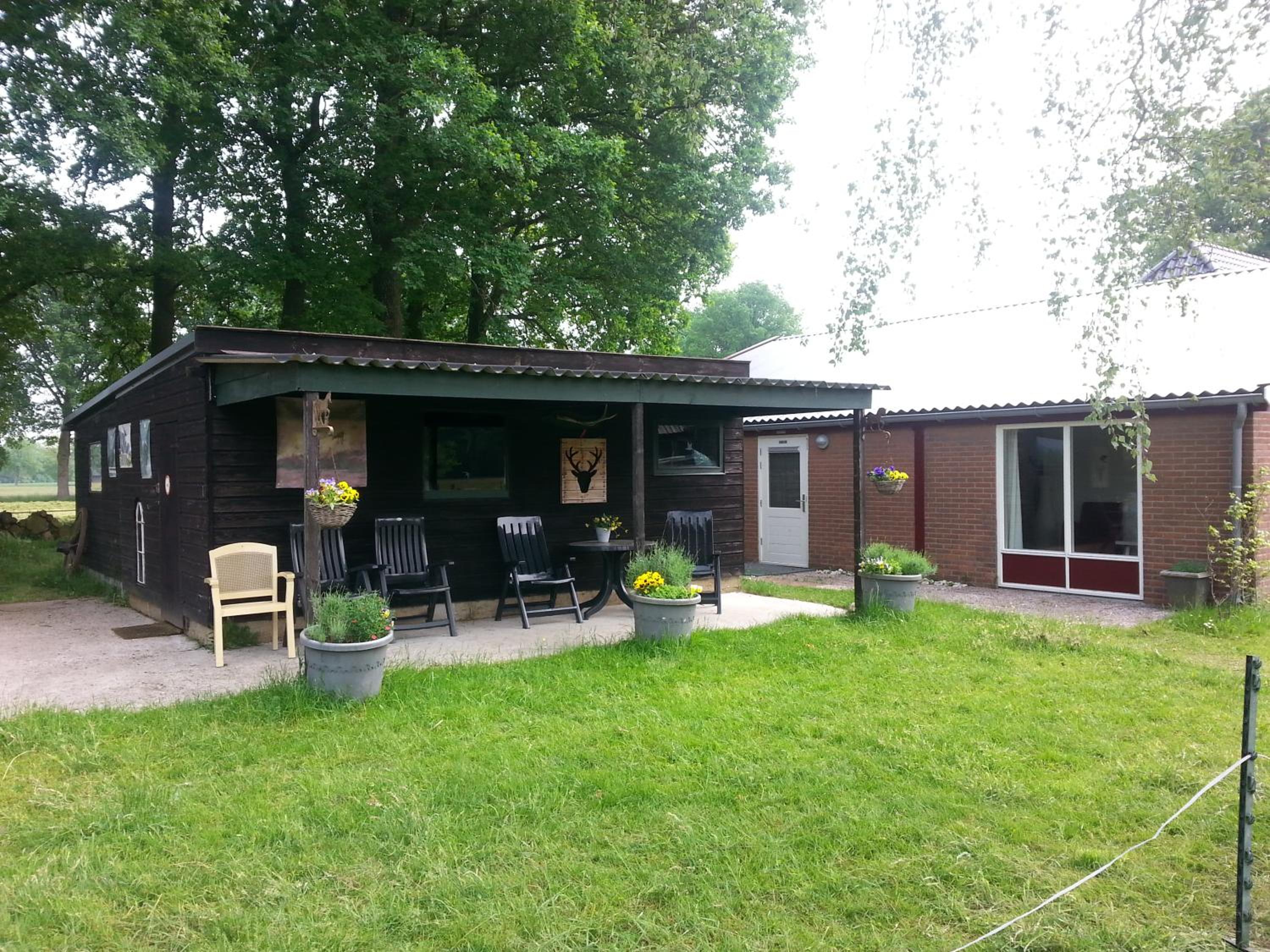 Wagenschuur view 2