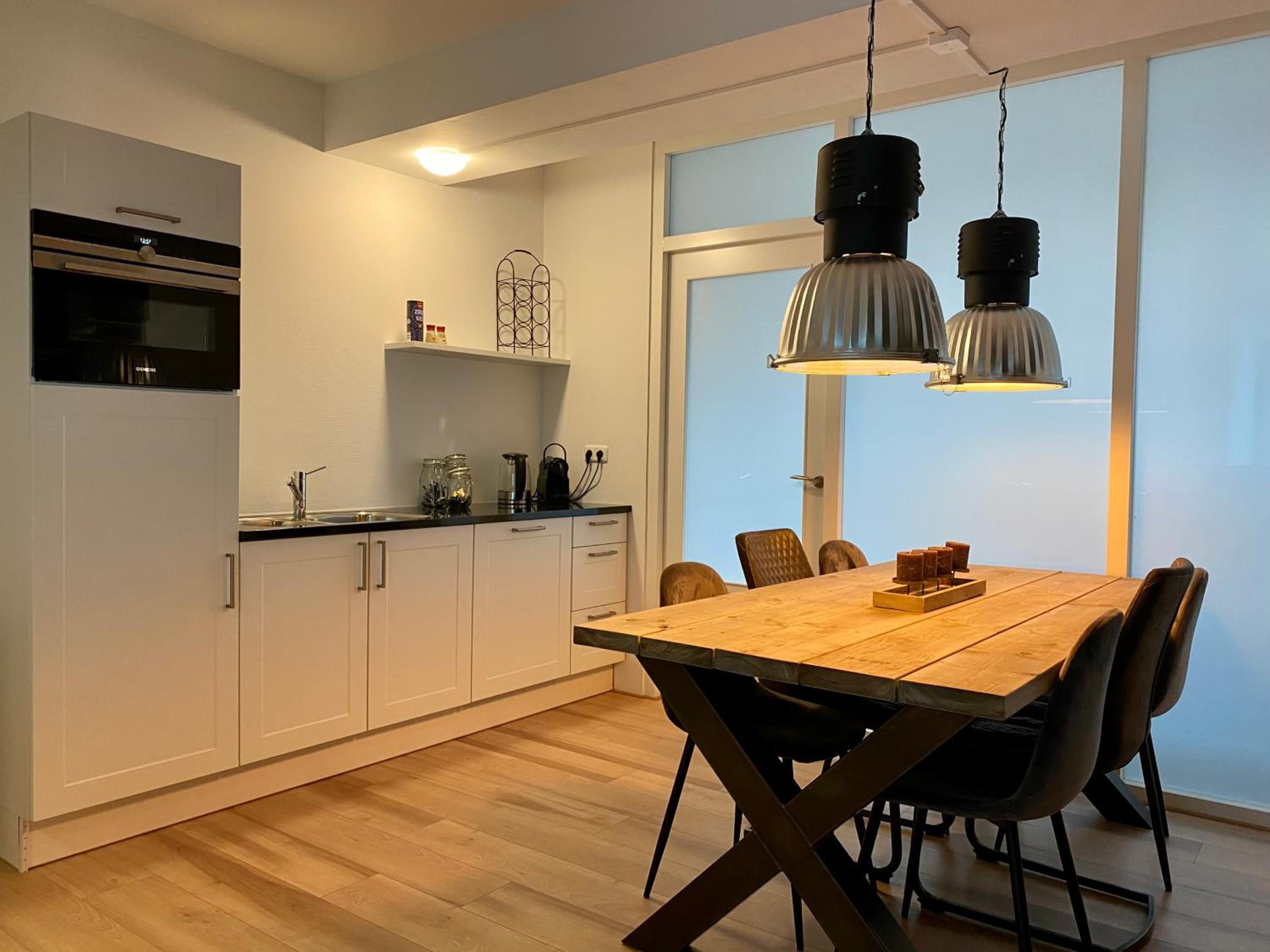 Het Hoekje - 2 bedroom family friendly city home view 4
