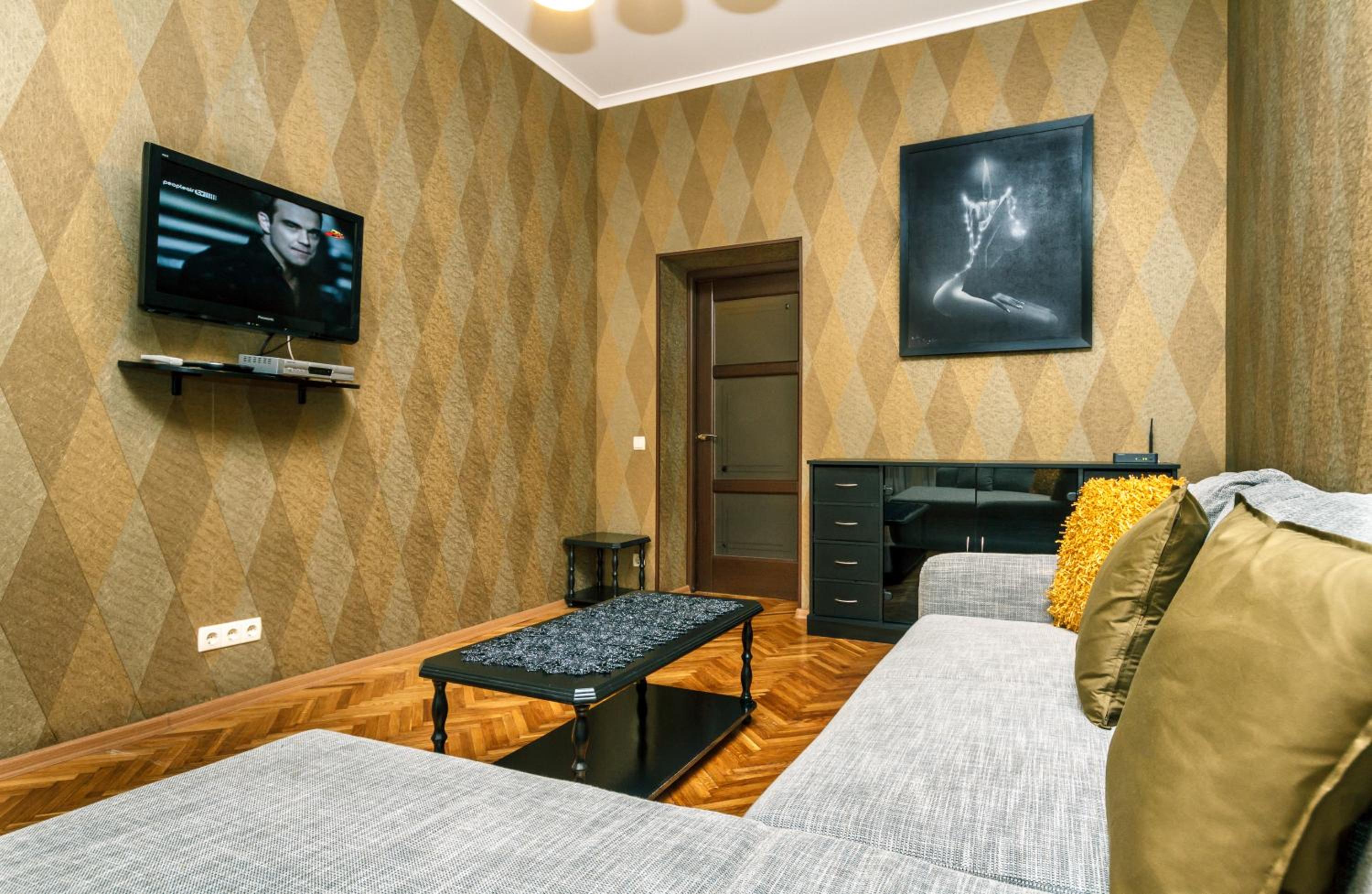 Alma Apartments