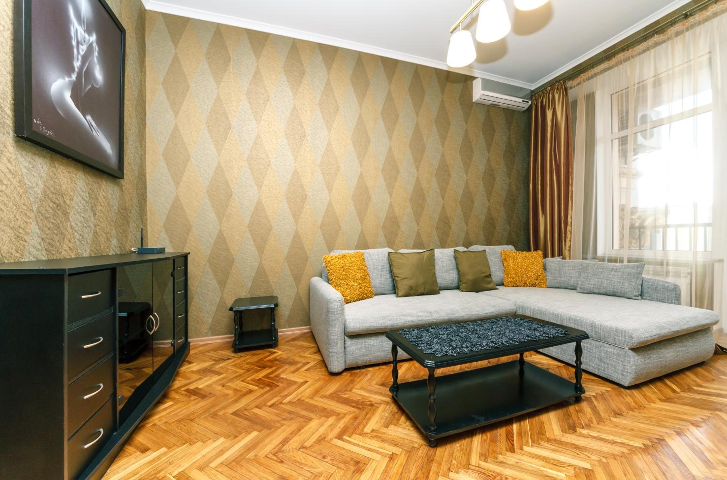 Alma Apartments
