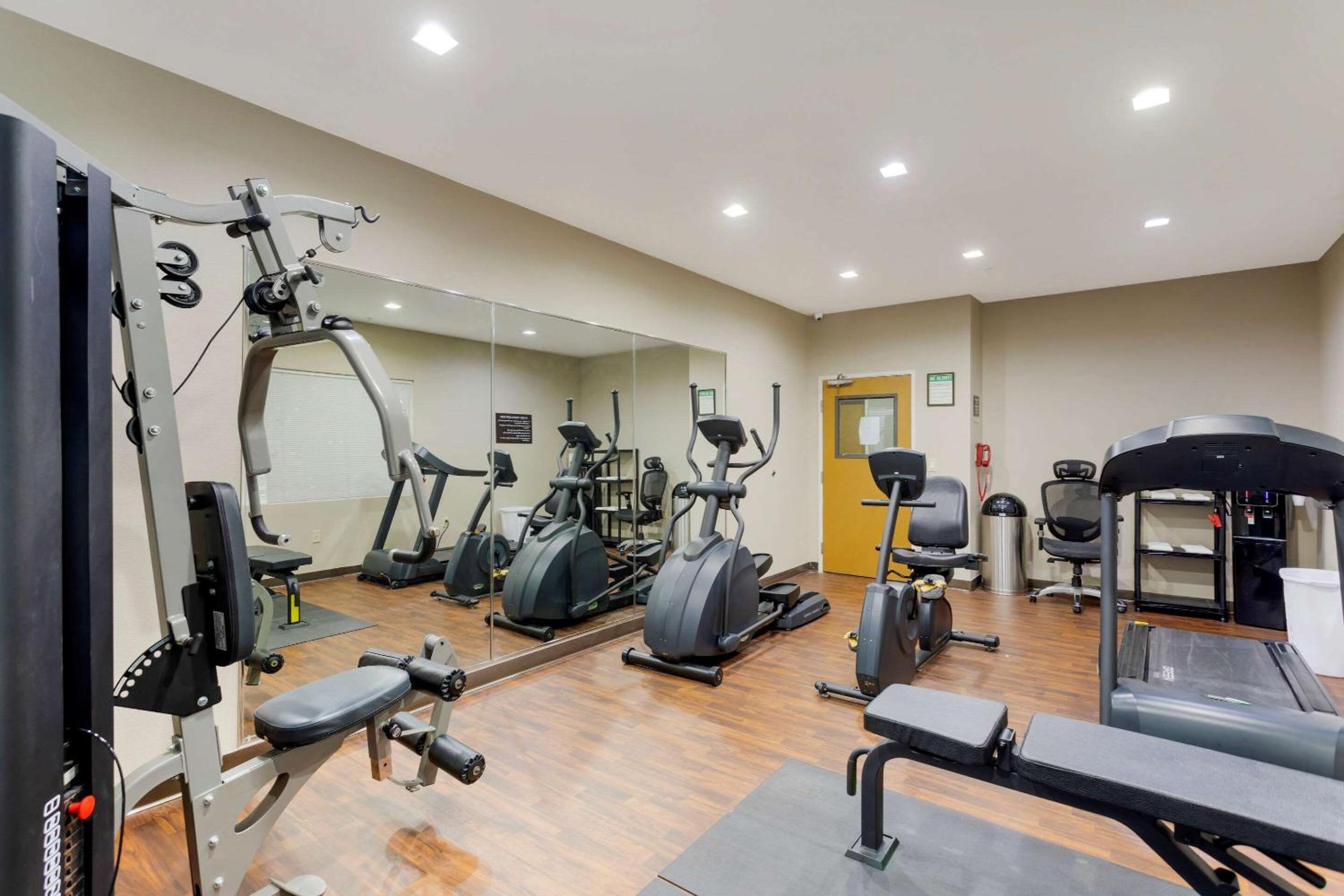 Smyrna Vacations - Sleep Inn Suites Smyrna - Nashville - Property Image 33