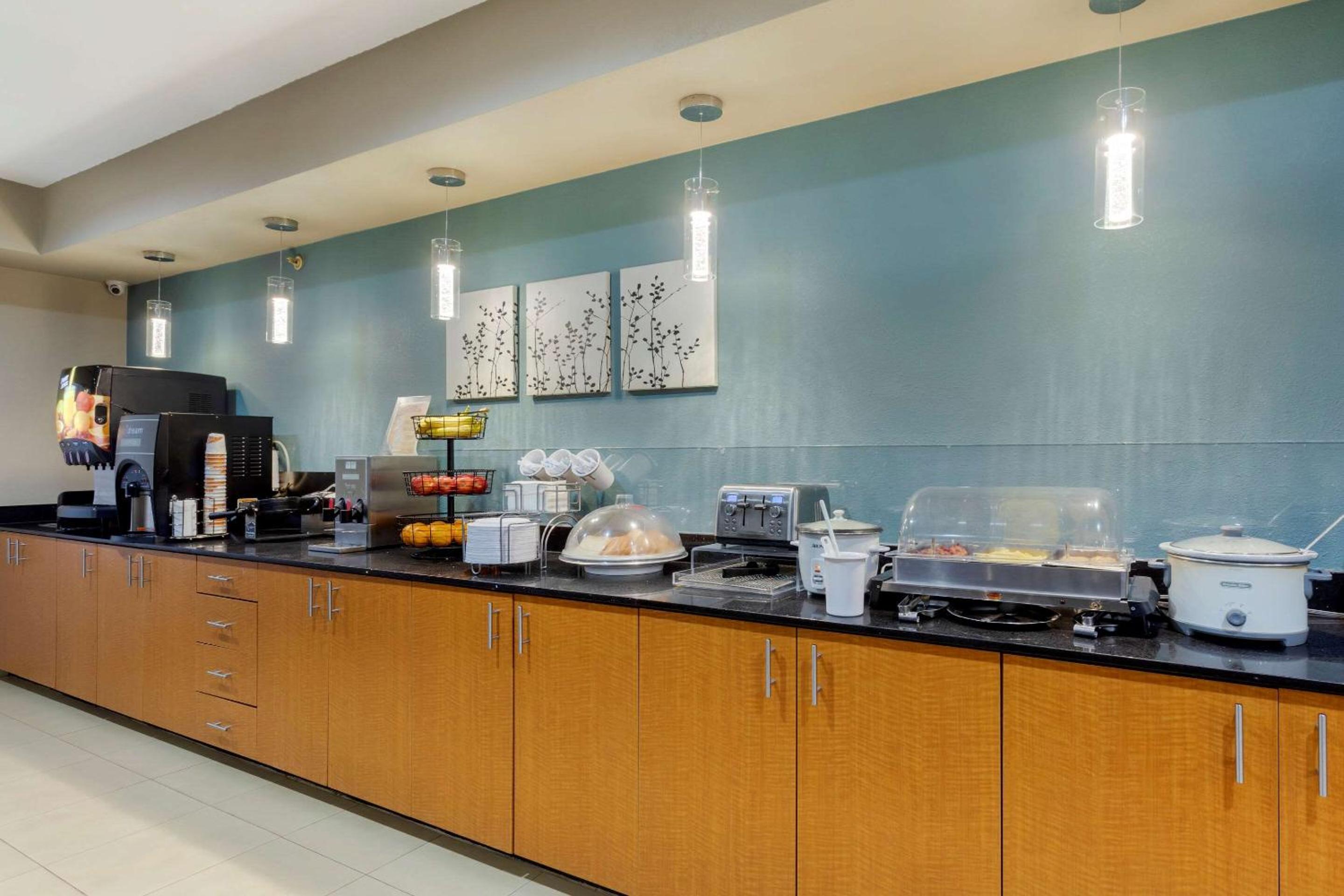 Smyrna Vacations - Sleep Inn Suites Smyrna - Nashville - Property Image 37