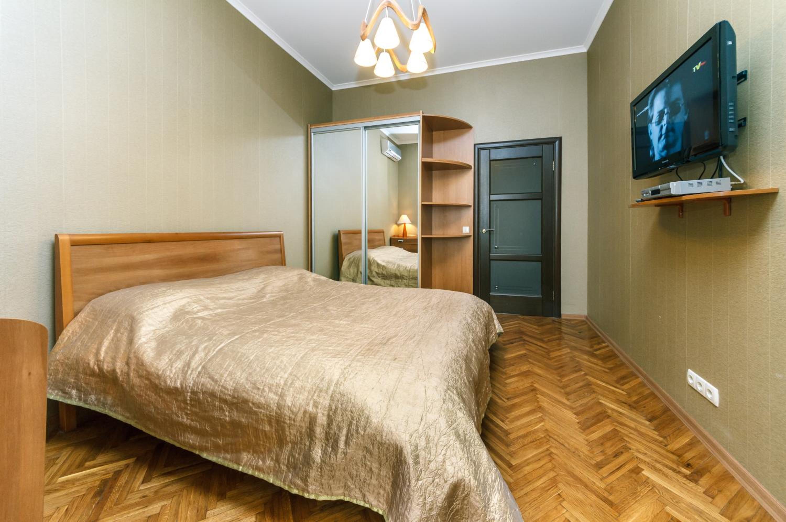 Alma Apartments