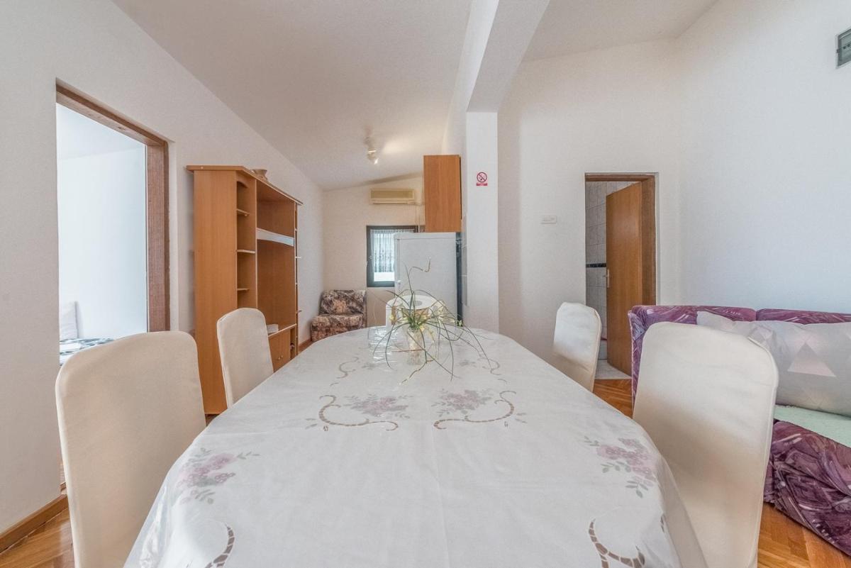 Apartments Ivić view 5