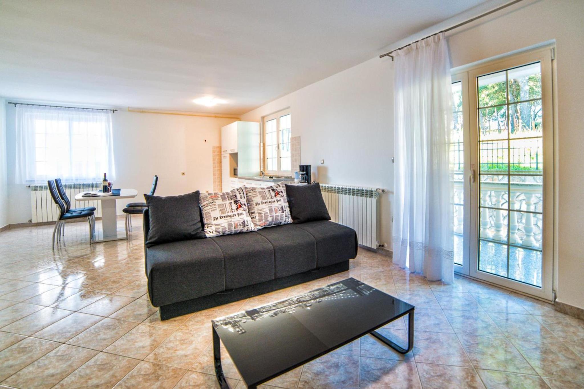 Apartments Ori