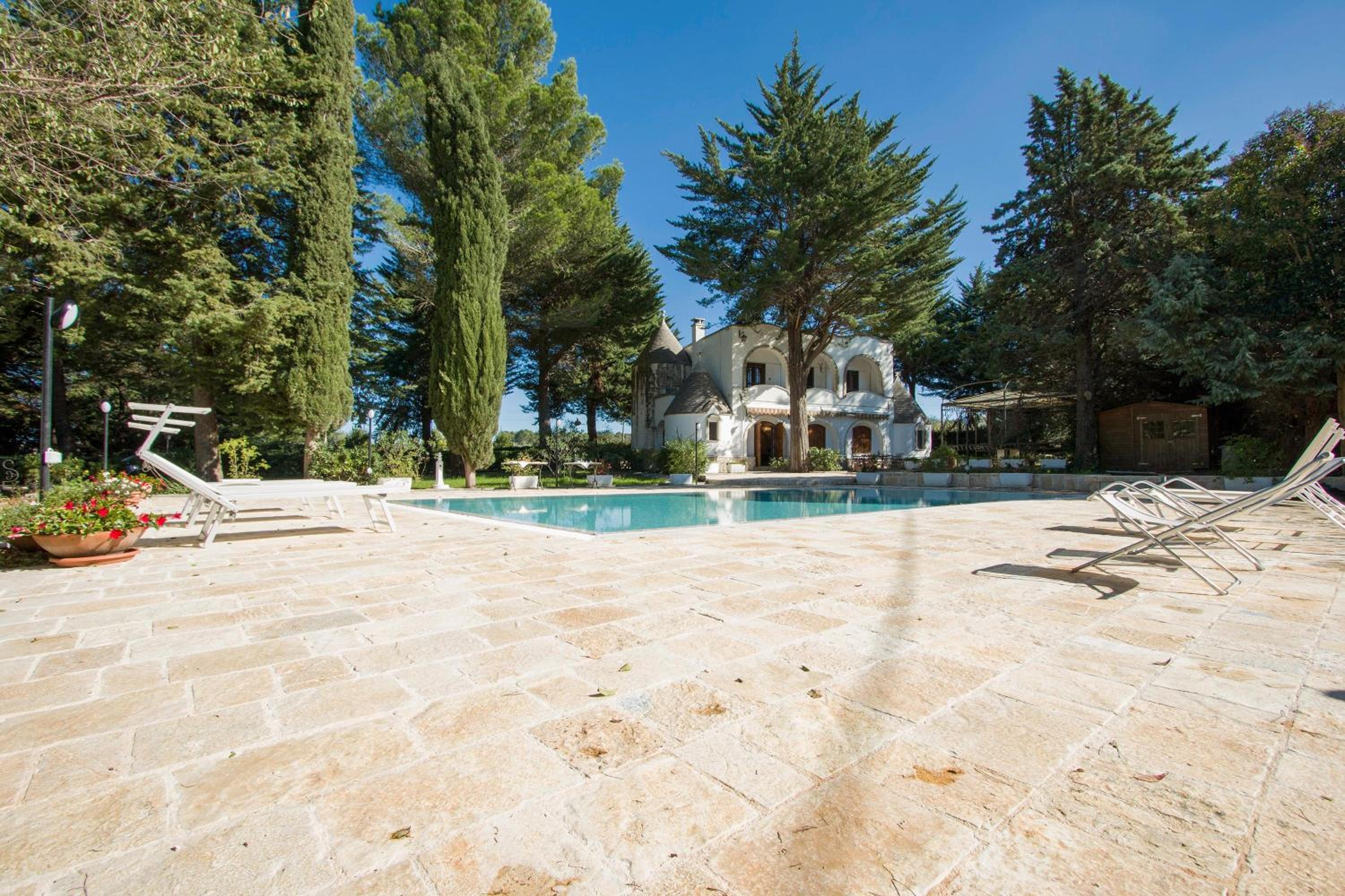 Trulli Serralta by BarbarHouse