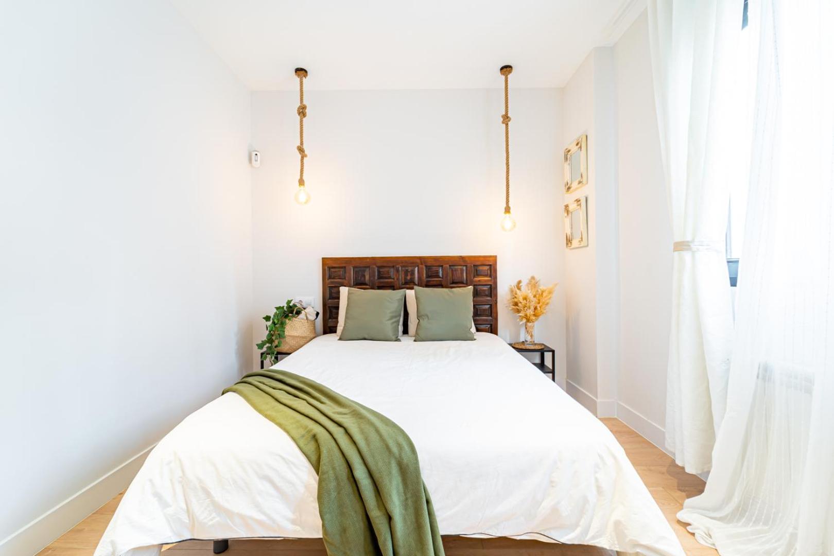 EdSam Madrid Apartments White - Image 5