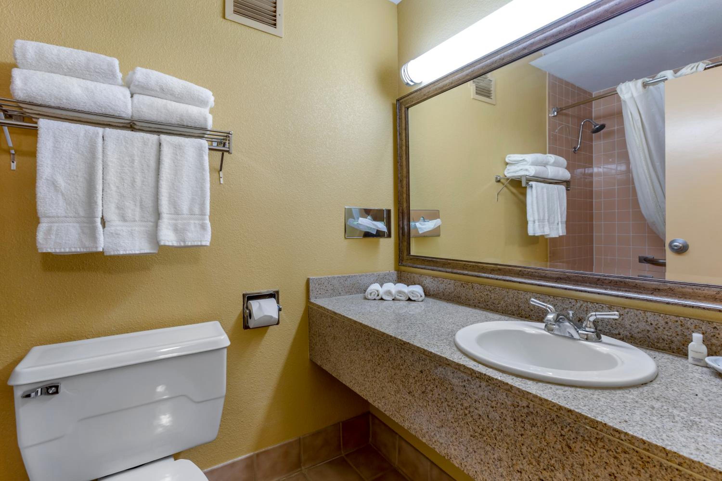 Clarion Inn & Suites Roswell, 사진 9