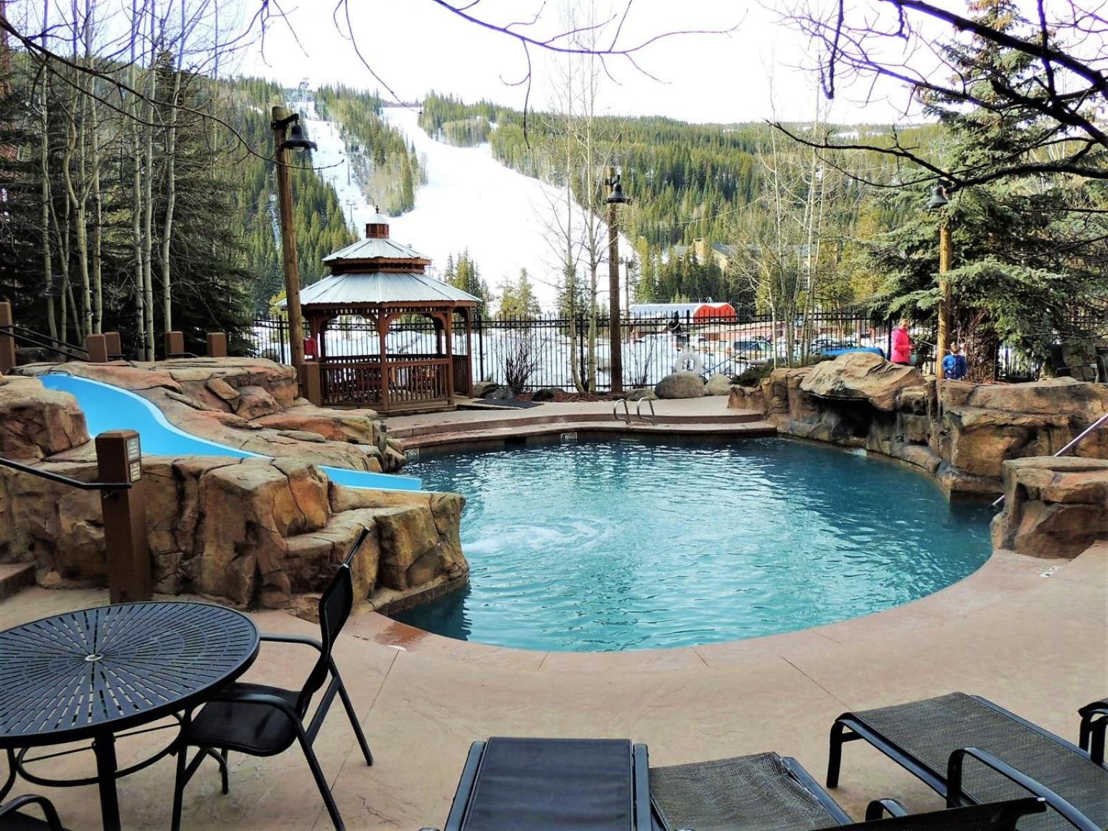 3 Bedroom Mountain View Condo In River Run Village Just 75 Yards From The Summit Express Gondola view 2