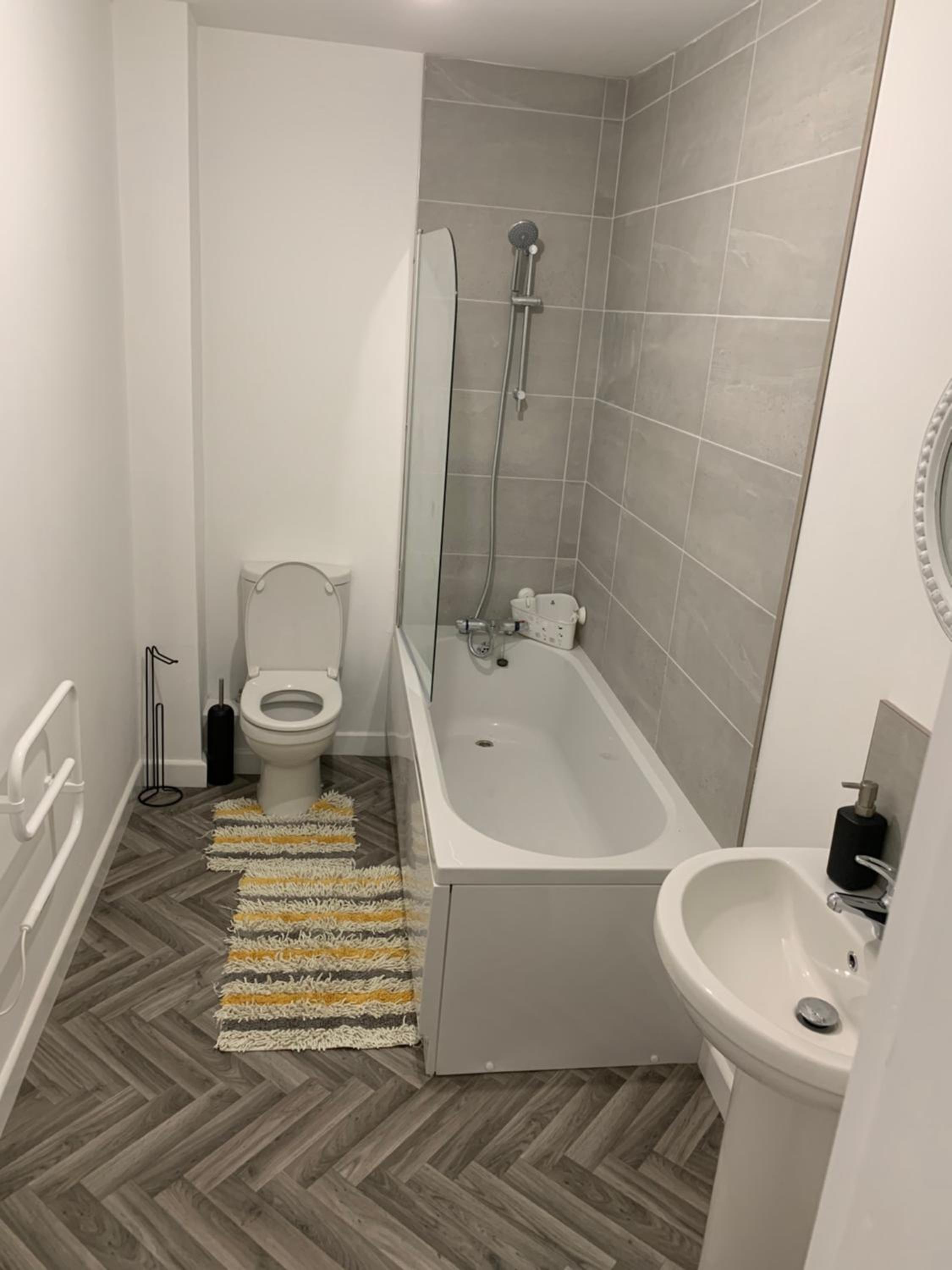 South Shields Vacations - CityViews - Property Image 2