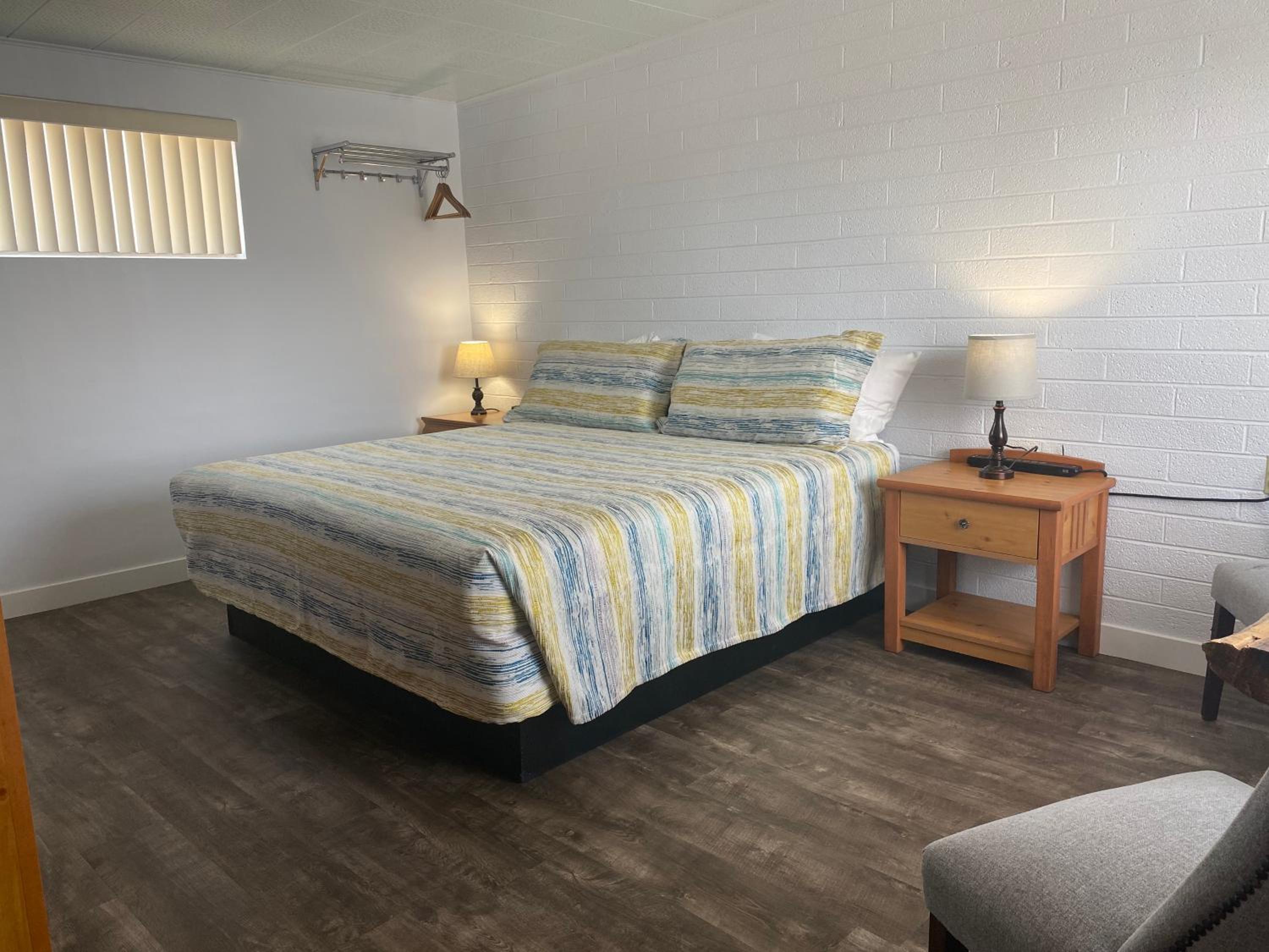 Lamplighter Lodge