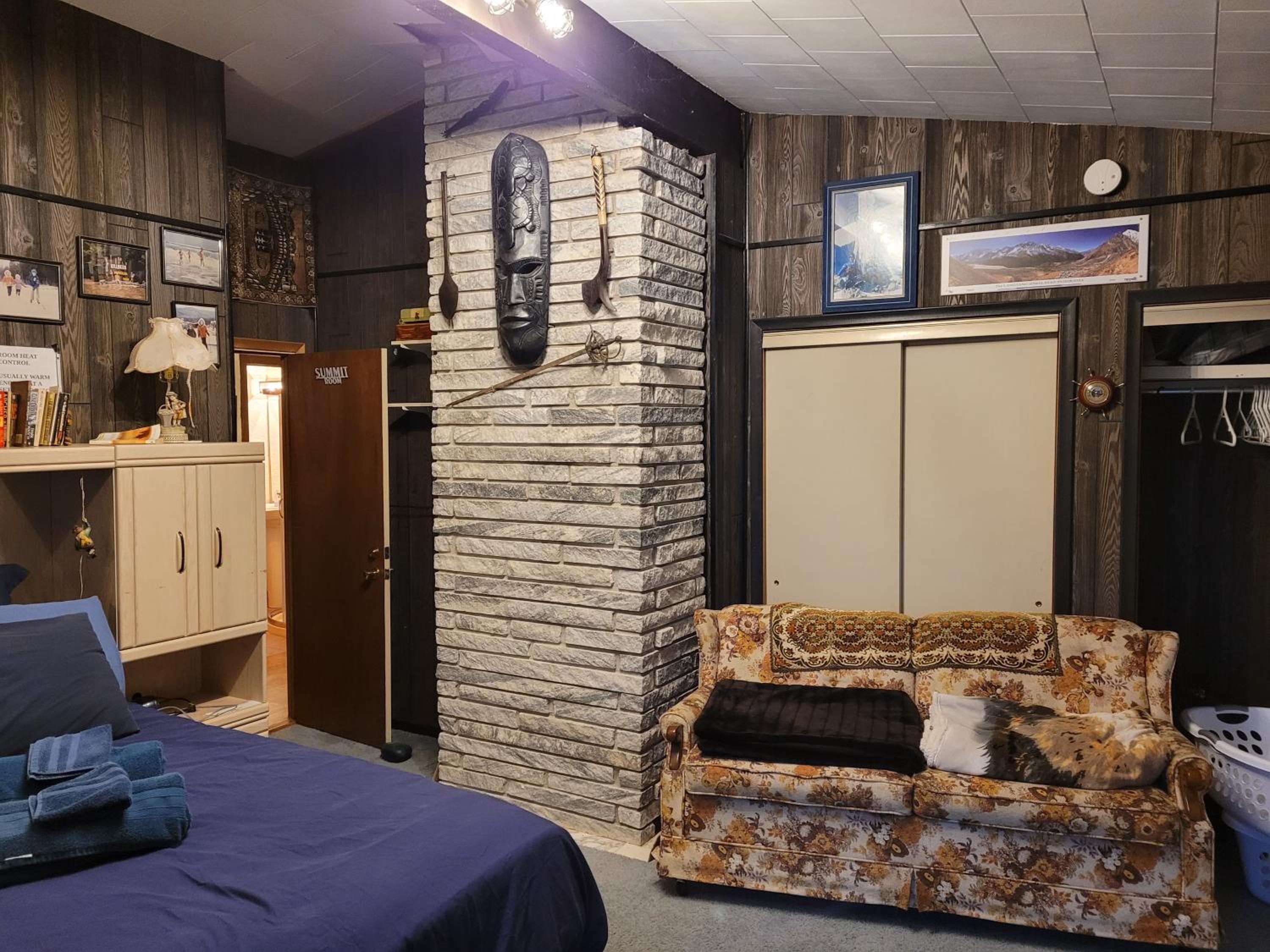 Bowering Lodge