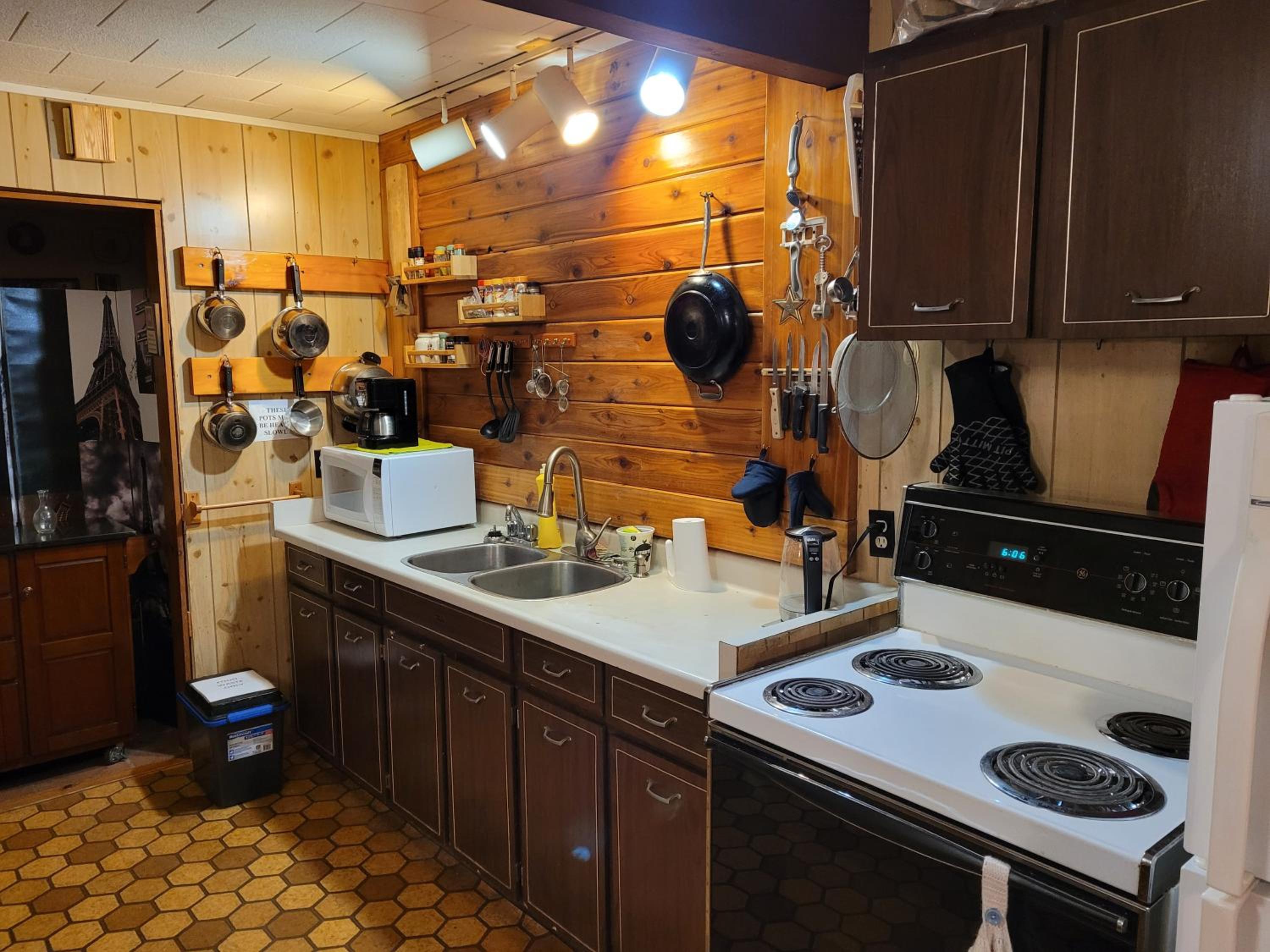Bowering Lodge