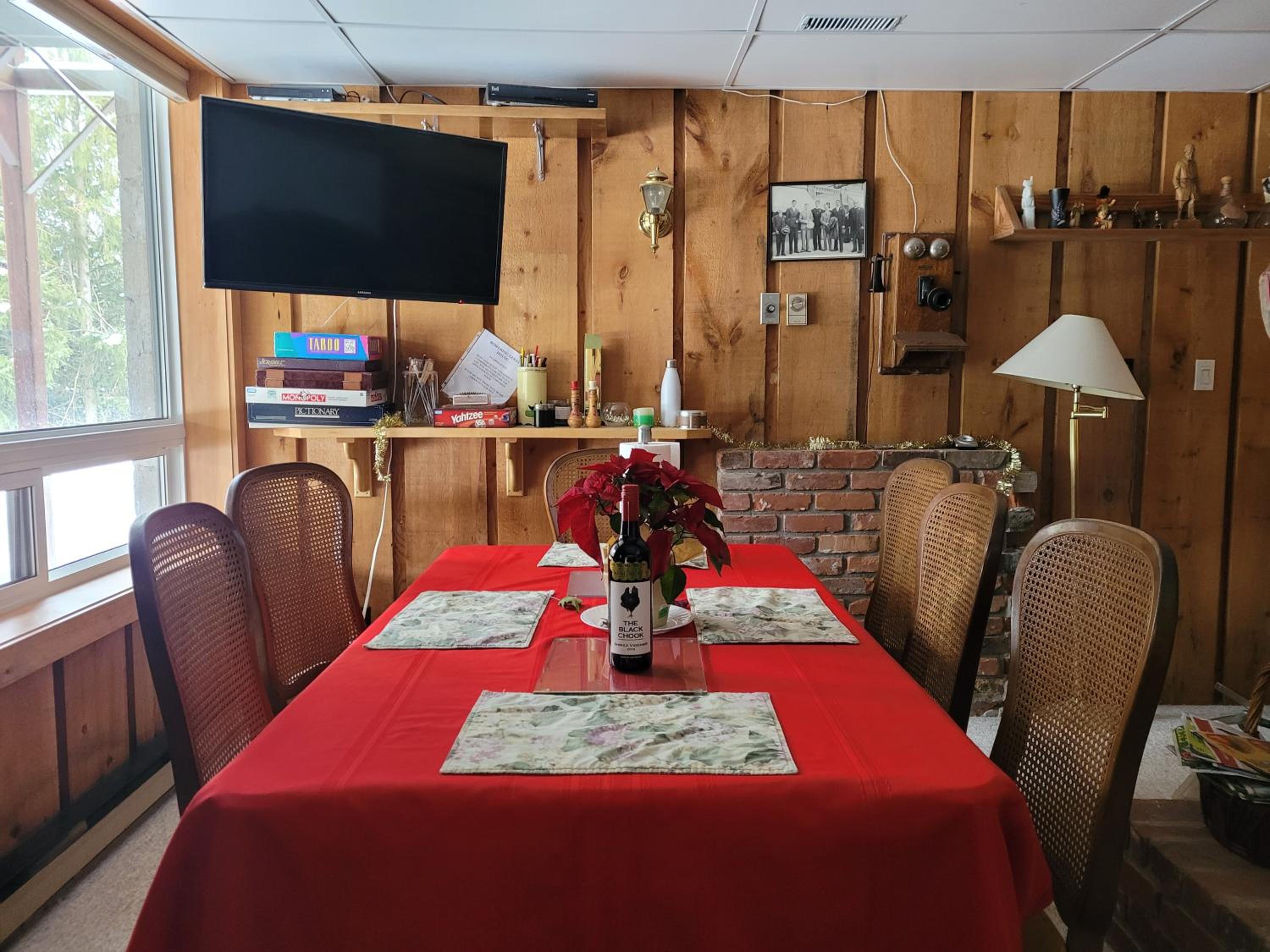 Bowering Lodge